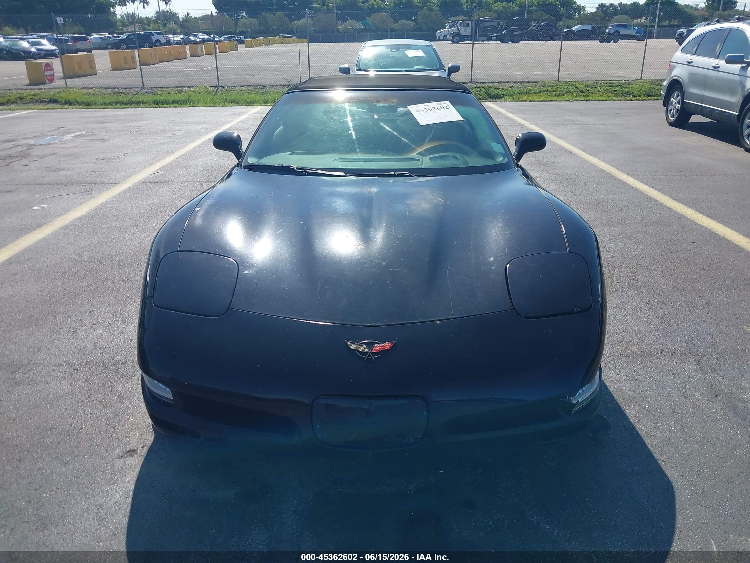 2002 Chevrolet Corvette Black vin: 1G1YY32G225126270