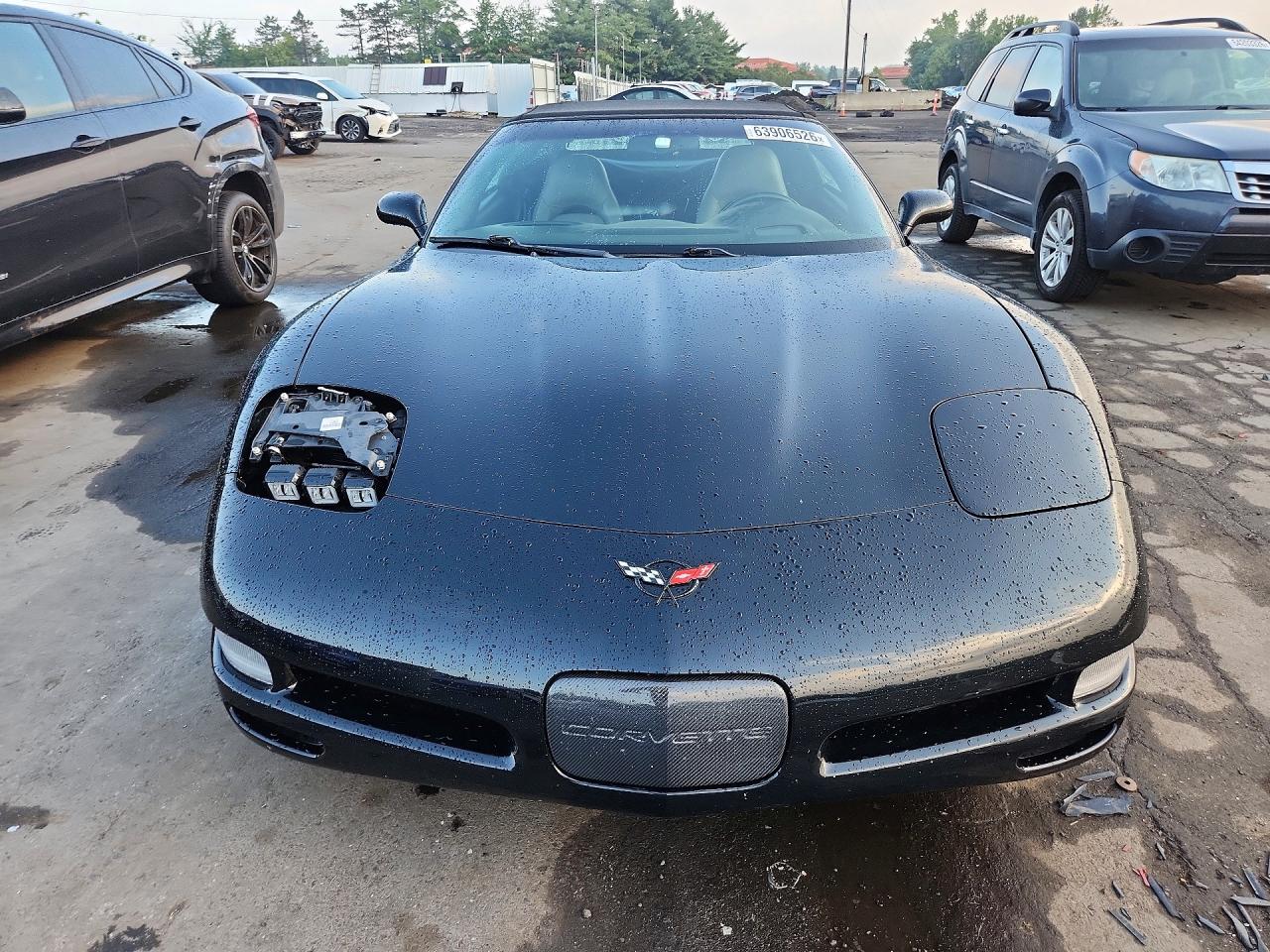 2001 Chevrolet Corvette Black vin: 1G1YY32G315104048
