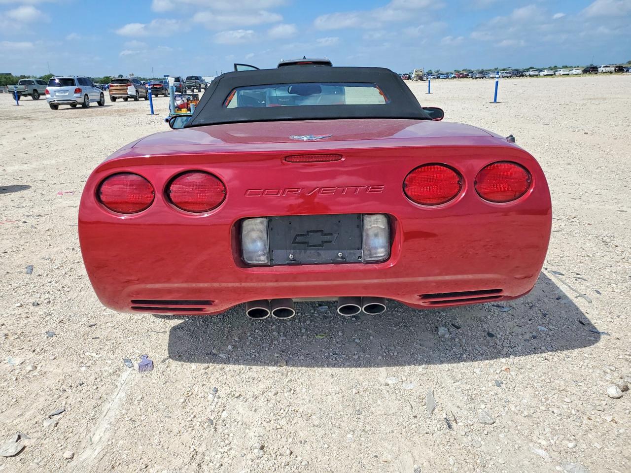 2002 Chevrolet Corvette Corvette & Convertible Maroon vin: 1G1YY32G425105758