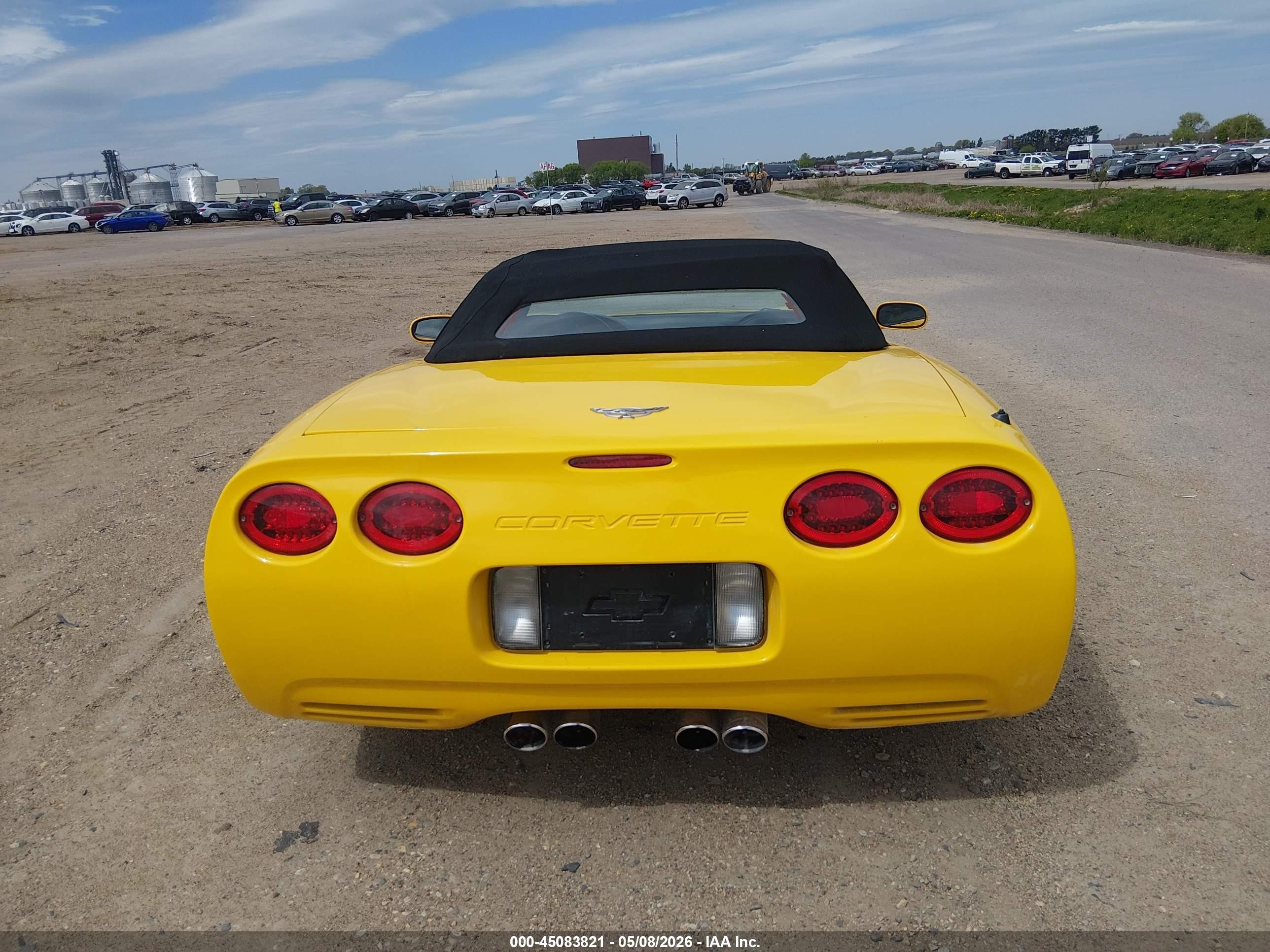 2003 Chevrolet Corvette   Yellow vin: 1G1YY32G435128300
