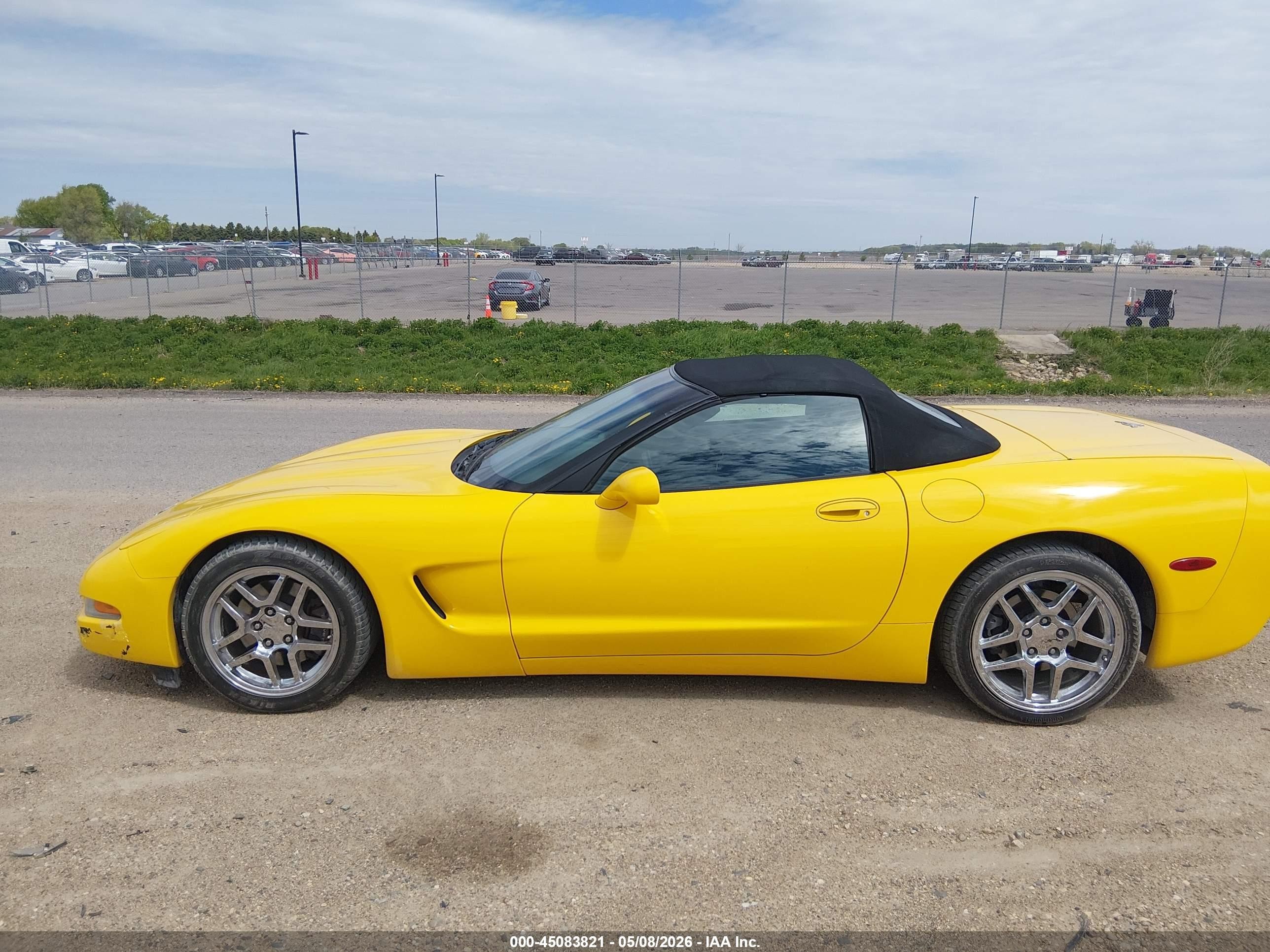2003 Chevrolet Corvette   Yellow vin: 1G1YY32G435128300