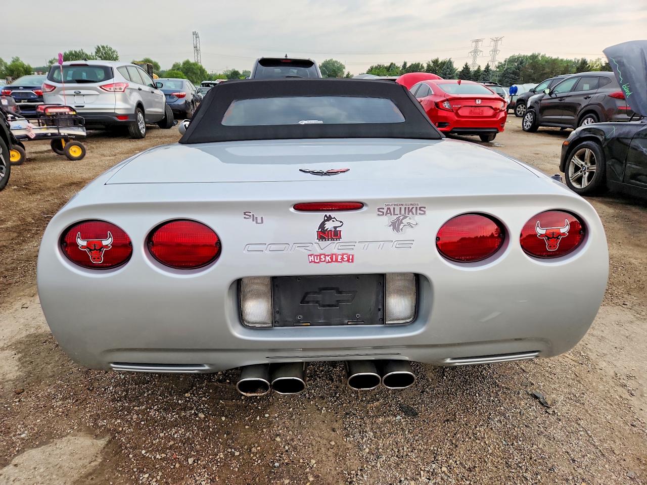 1998 Chevrolet Corvette Silver vin: 1G1YY32G4W5128284