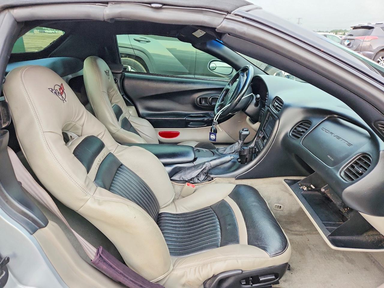 1998 Chevrolet Corvette Silver vin: 1G1YY32G4W5128284