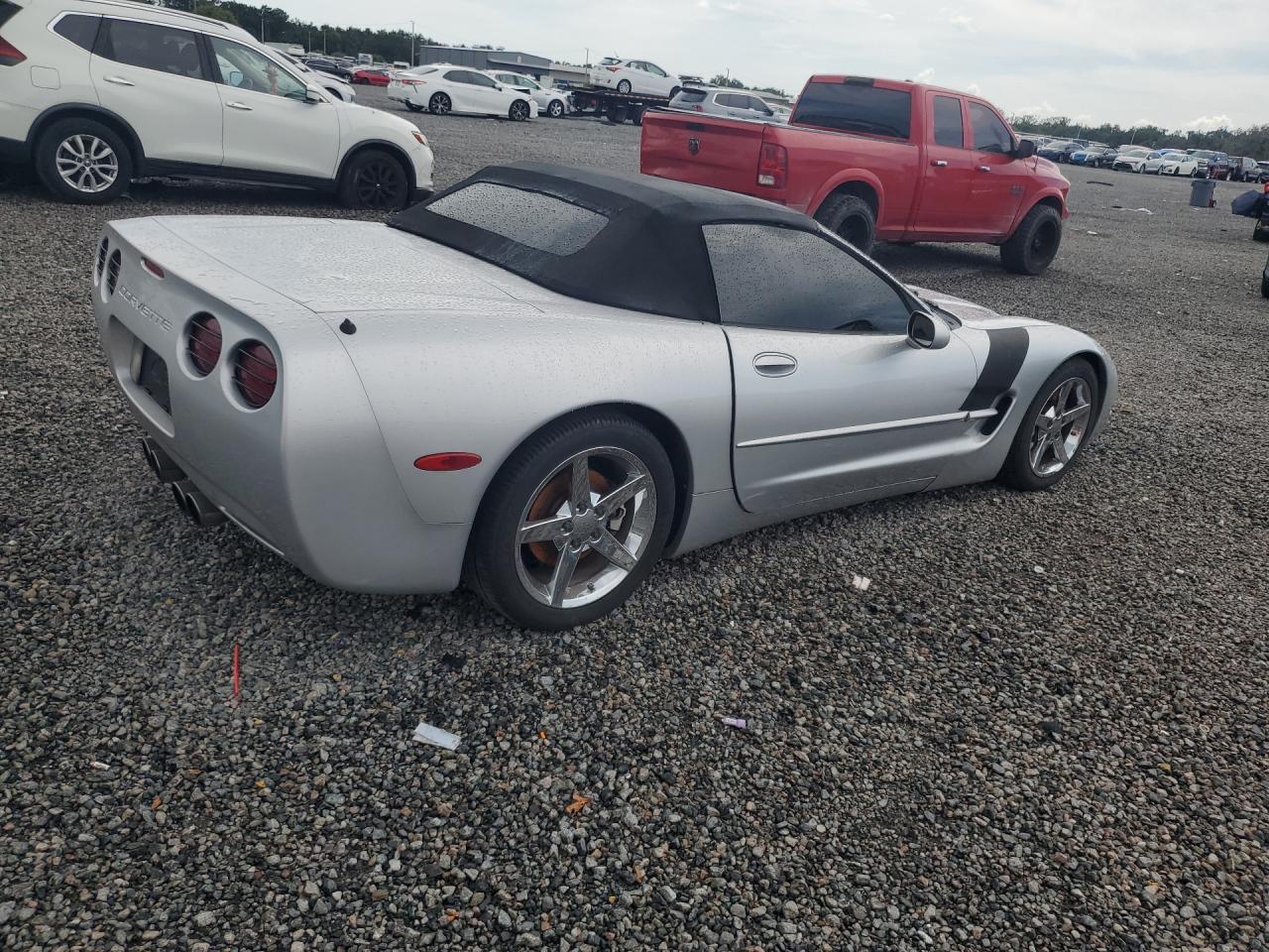 2001 Chevrolet Corvette Silver vin: 1G1YY32G515111759