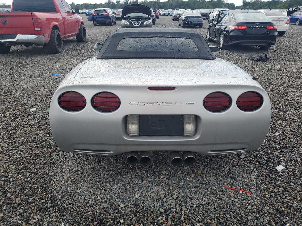 2001 Chevrolet Corvette Silver vin: 1G1YY32G515111759