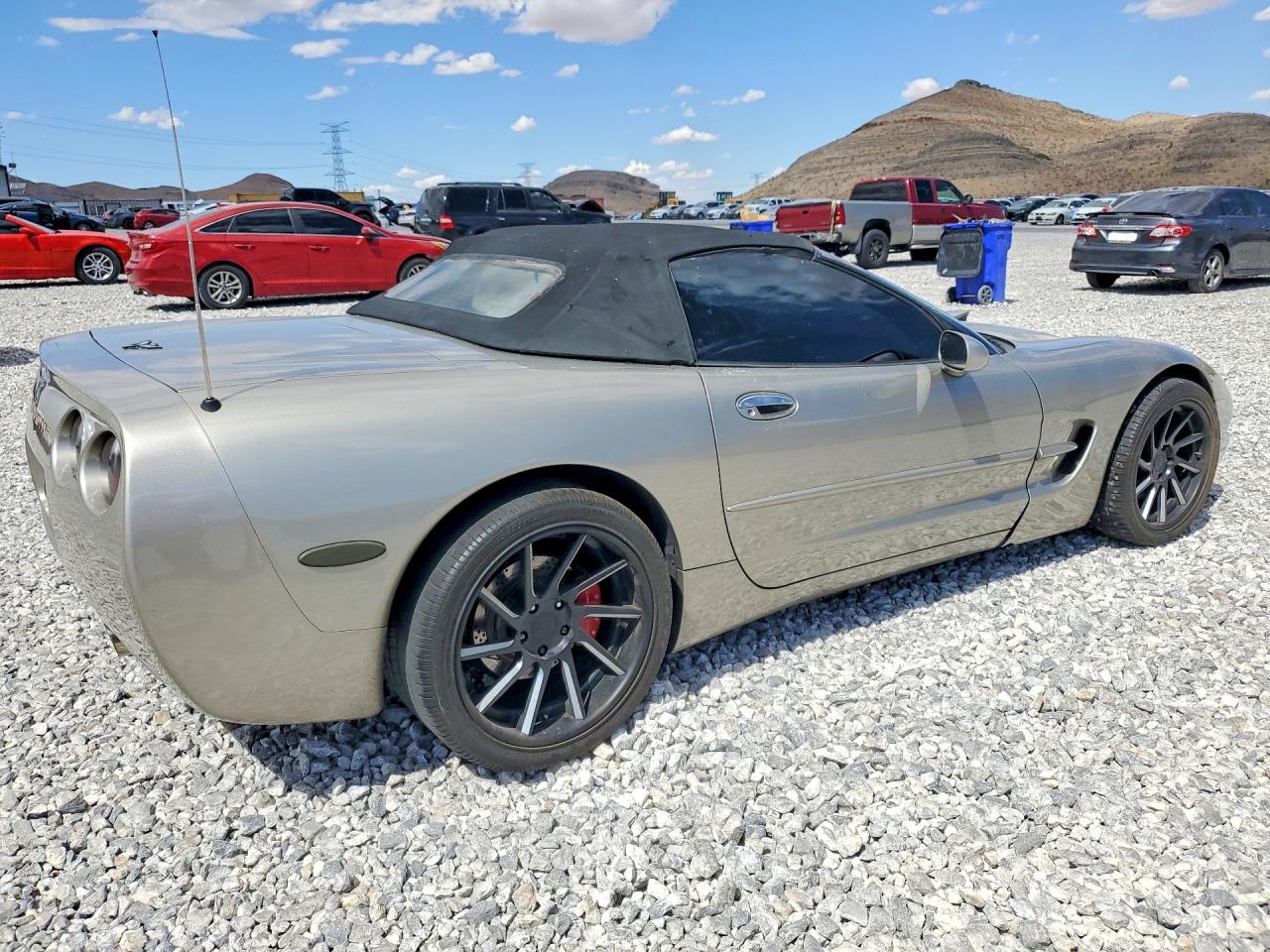 1999 Chevrolet Corvette Silver vin: 1G1YY32G5X5112872