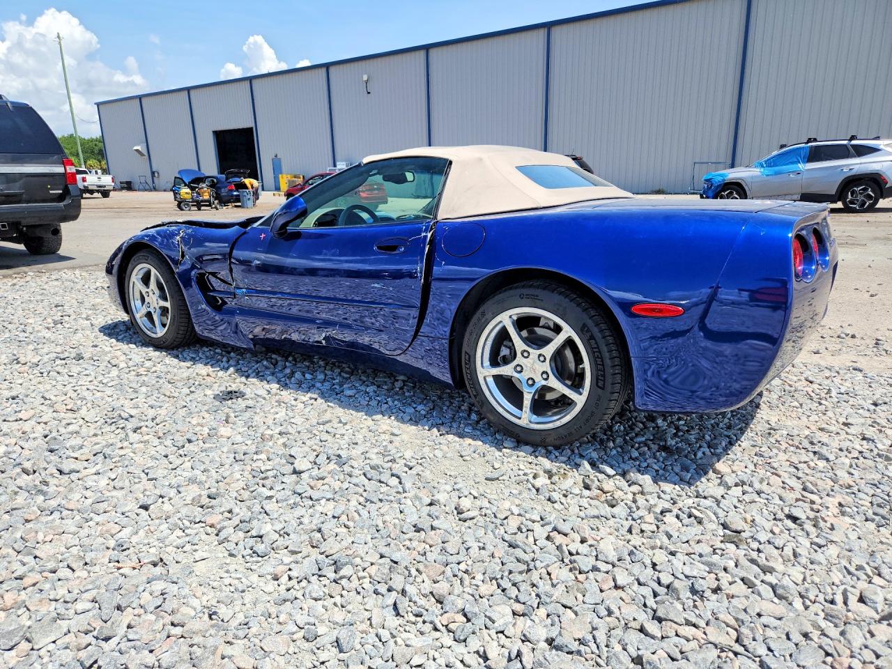 2004 Chevrolet Corvette Blue vin: 1G1YY32G645114576