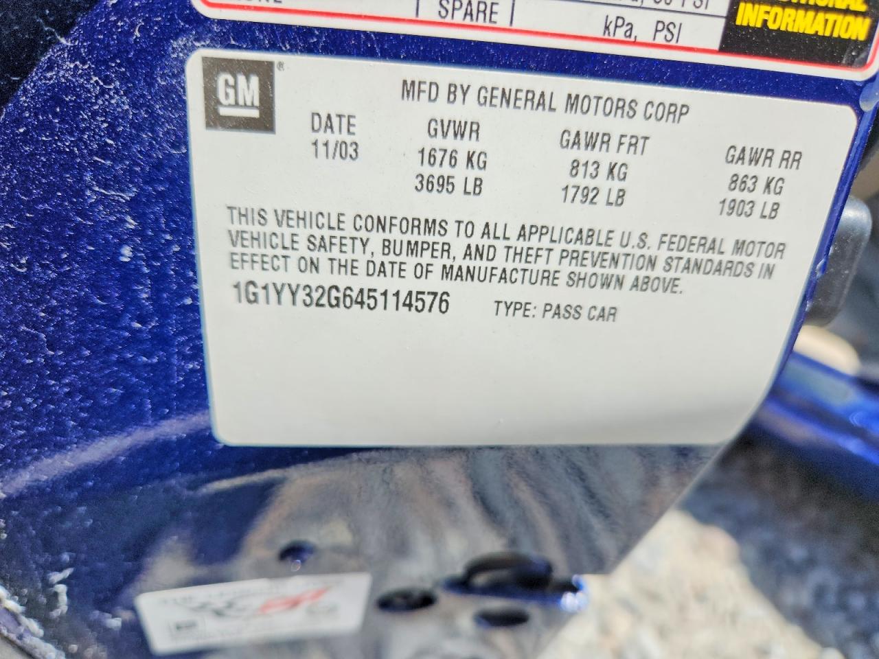 2004 Chevrolet Corvette Blue vin: 1G1YY32G645114576