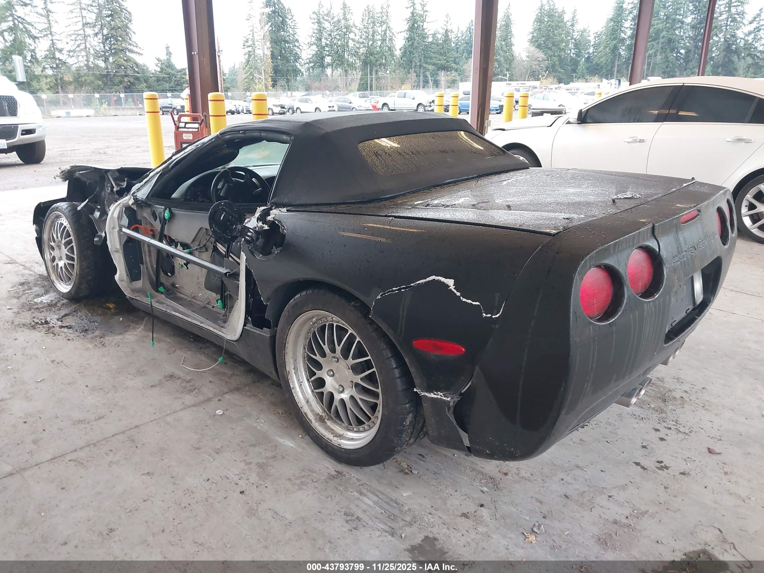 2003 Chevrolet Corvette   Black vin: 1G1YY32G735130395