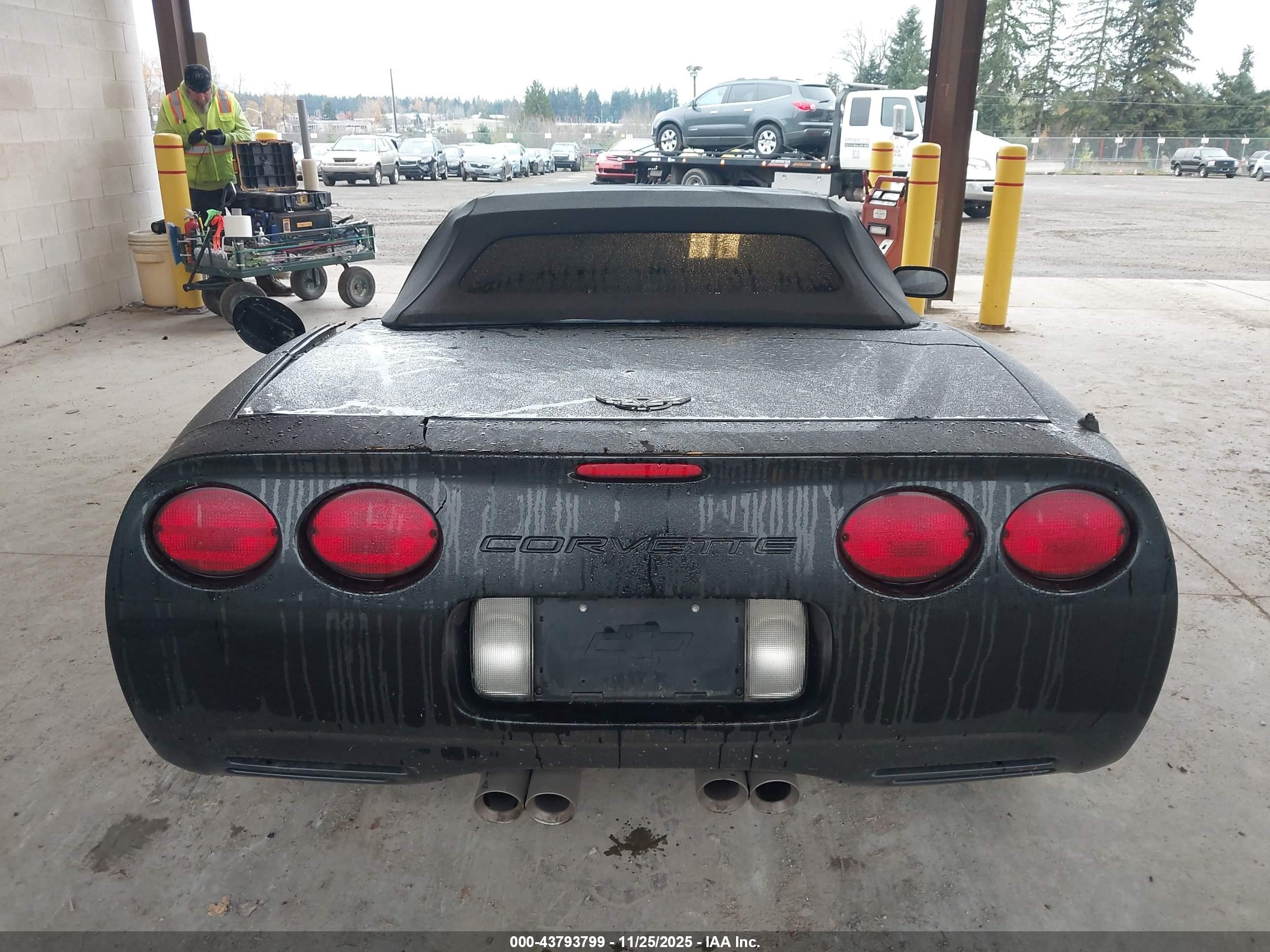 2003 Chevrolet Corvette   Black vin: 1G1YY32G735130395