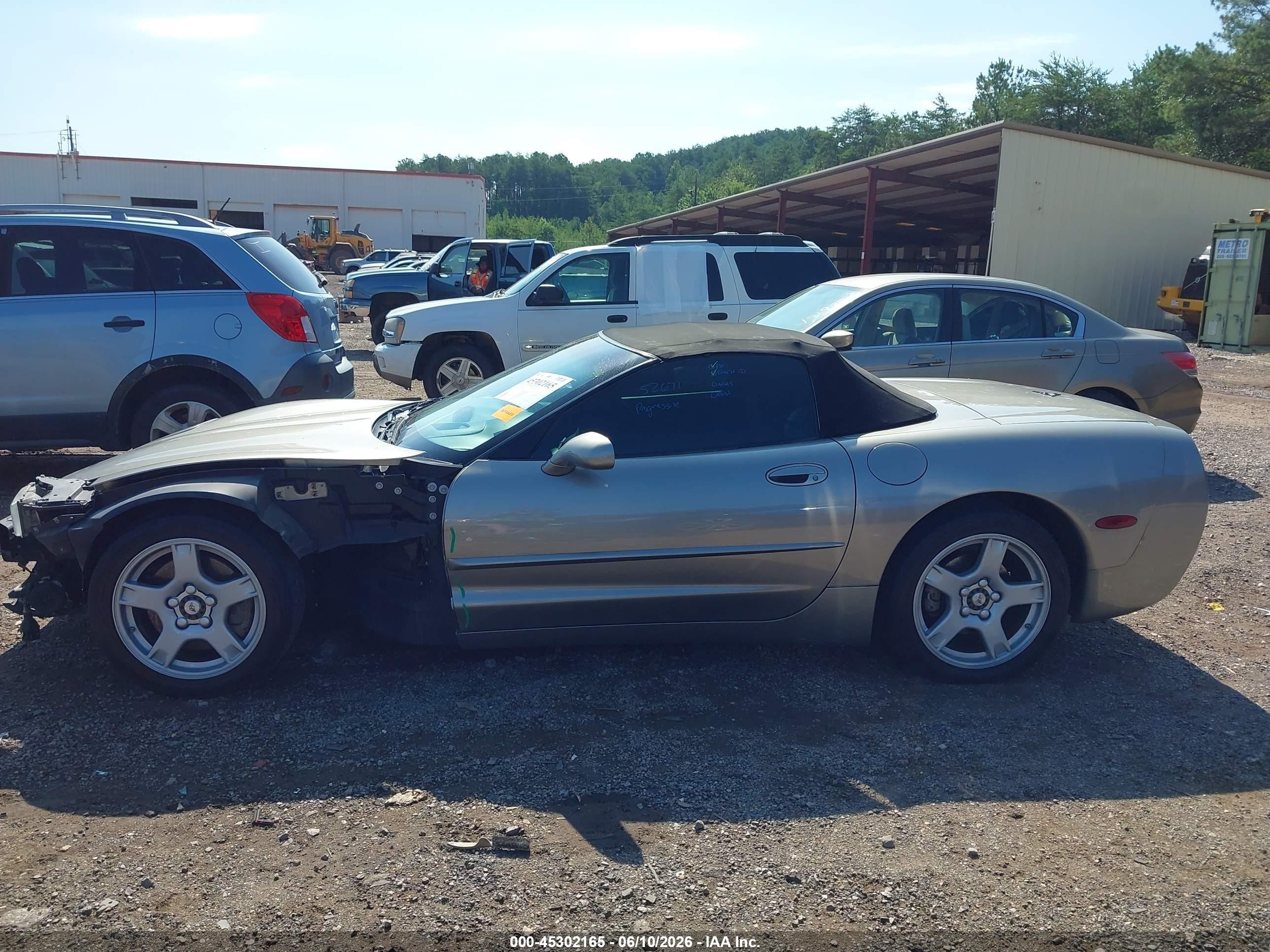 1999 Chevrolet Corvette   Silver vin: 1G1YY32G7X5116695
