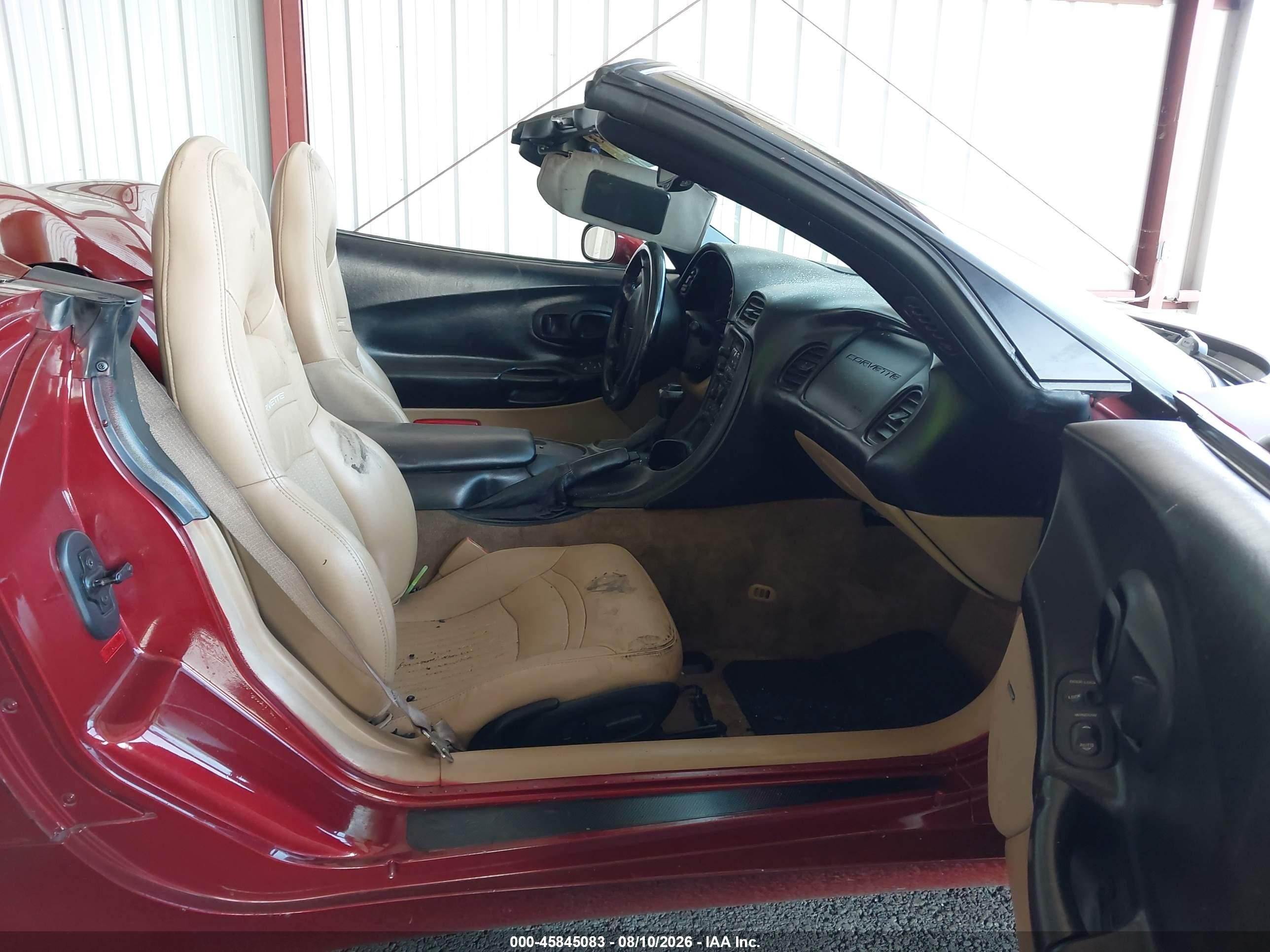 2002 Chevrolet Corvette   Brown vin: 1G1YY32G825128671