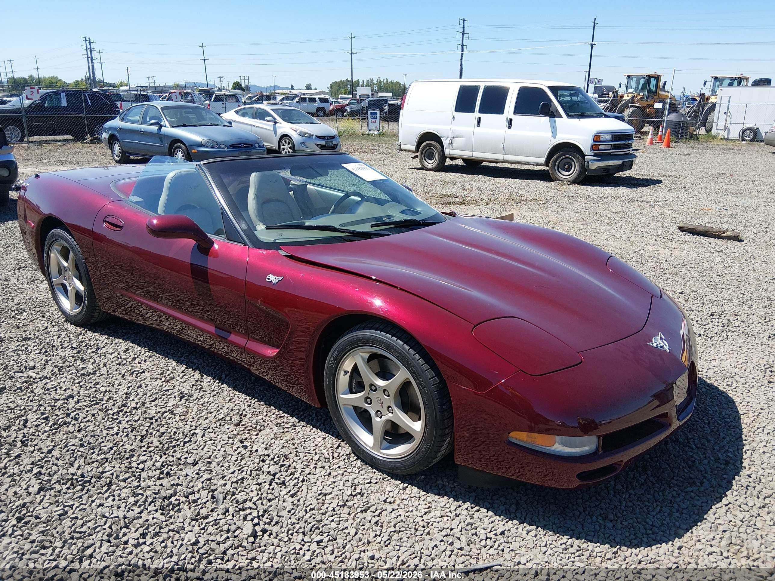 2003 Chevrolet Corvette   Red vin: 1G1YY32G835103769
