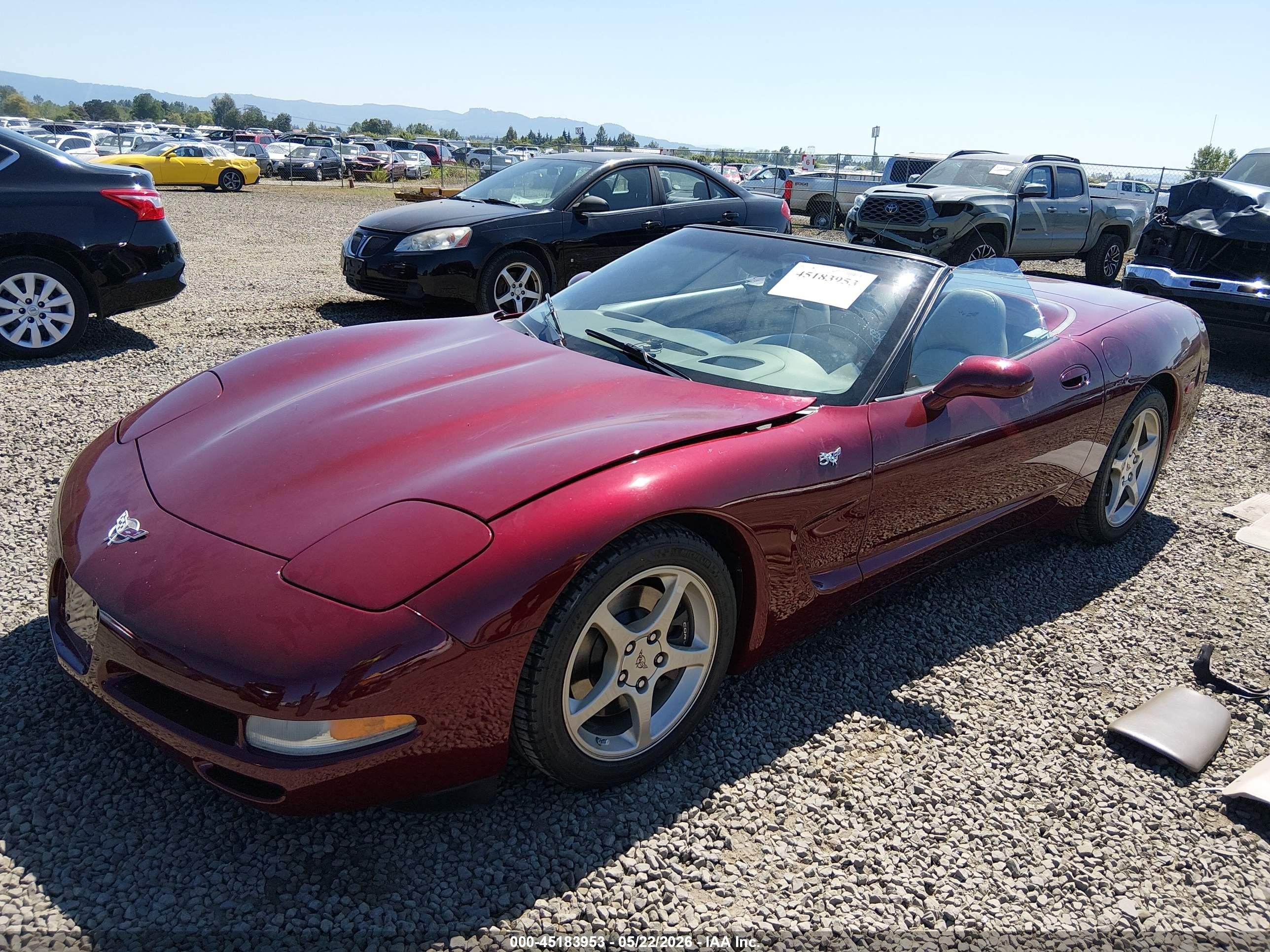 2003 Chevrolet Corvette   Red vin: 1G1YY32G835103769