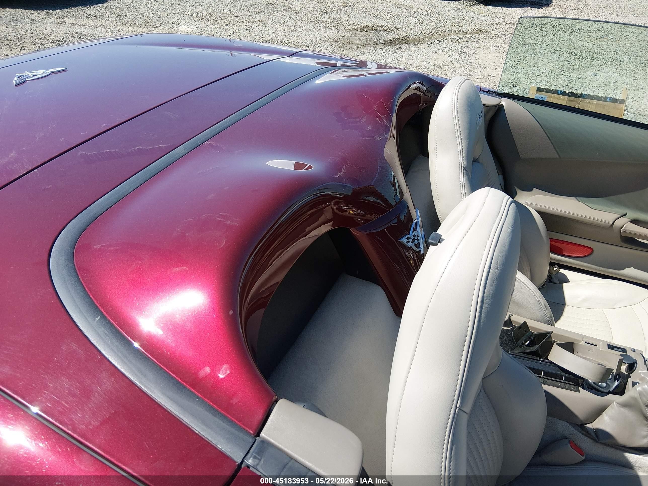2003 Chevrolet Corvette   Red vin: 1G1YY32G835103769