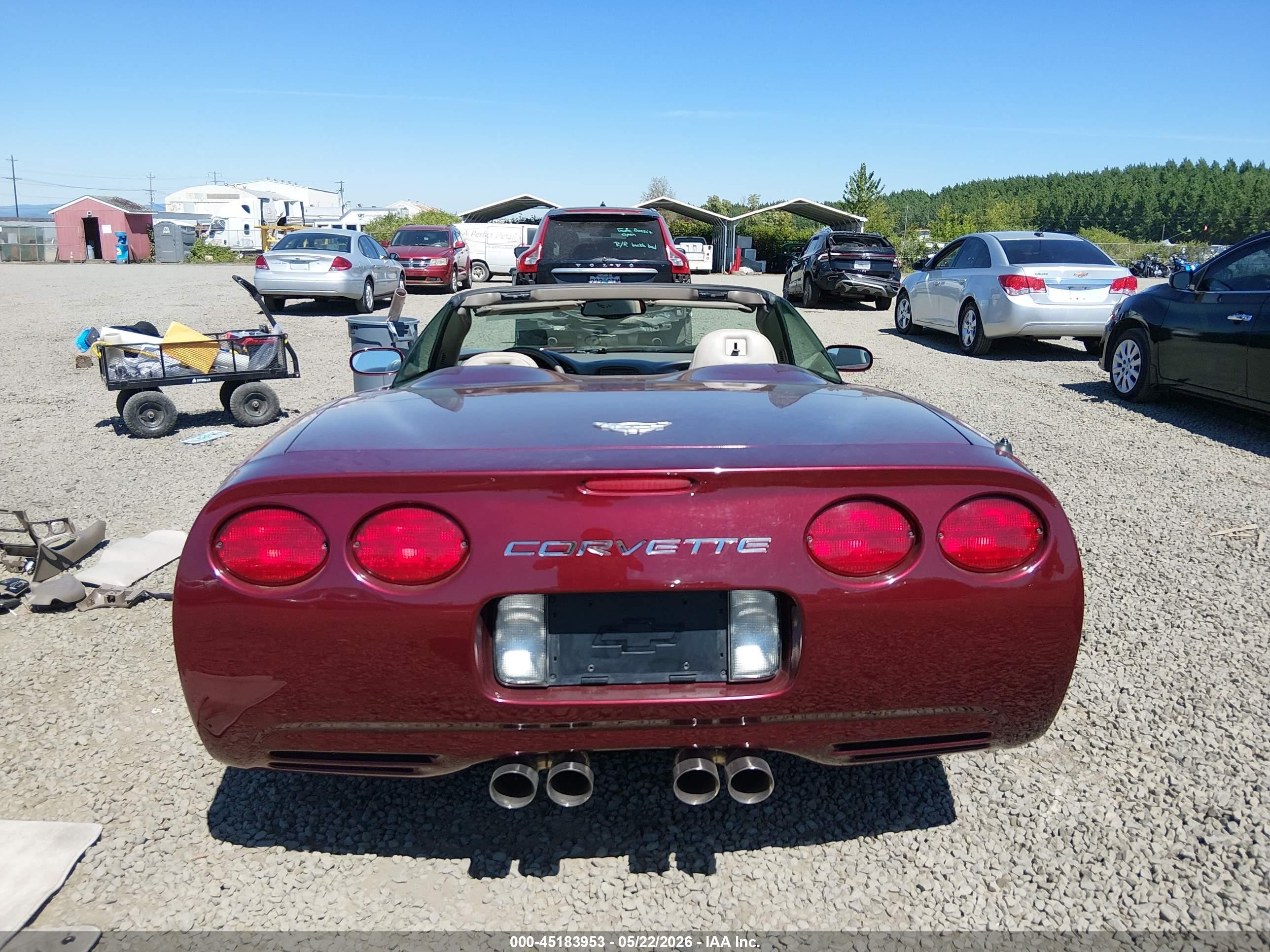 2003 Chevrolet Corvette   Red vin: 1G1YY32G835103769