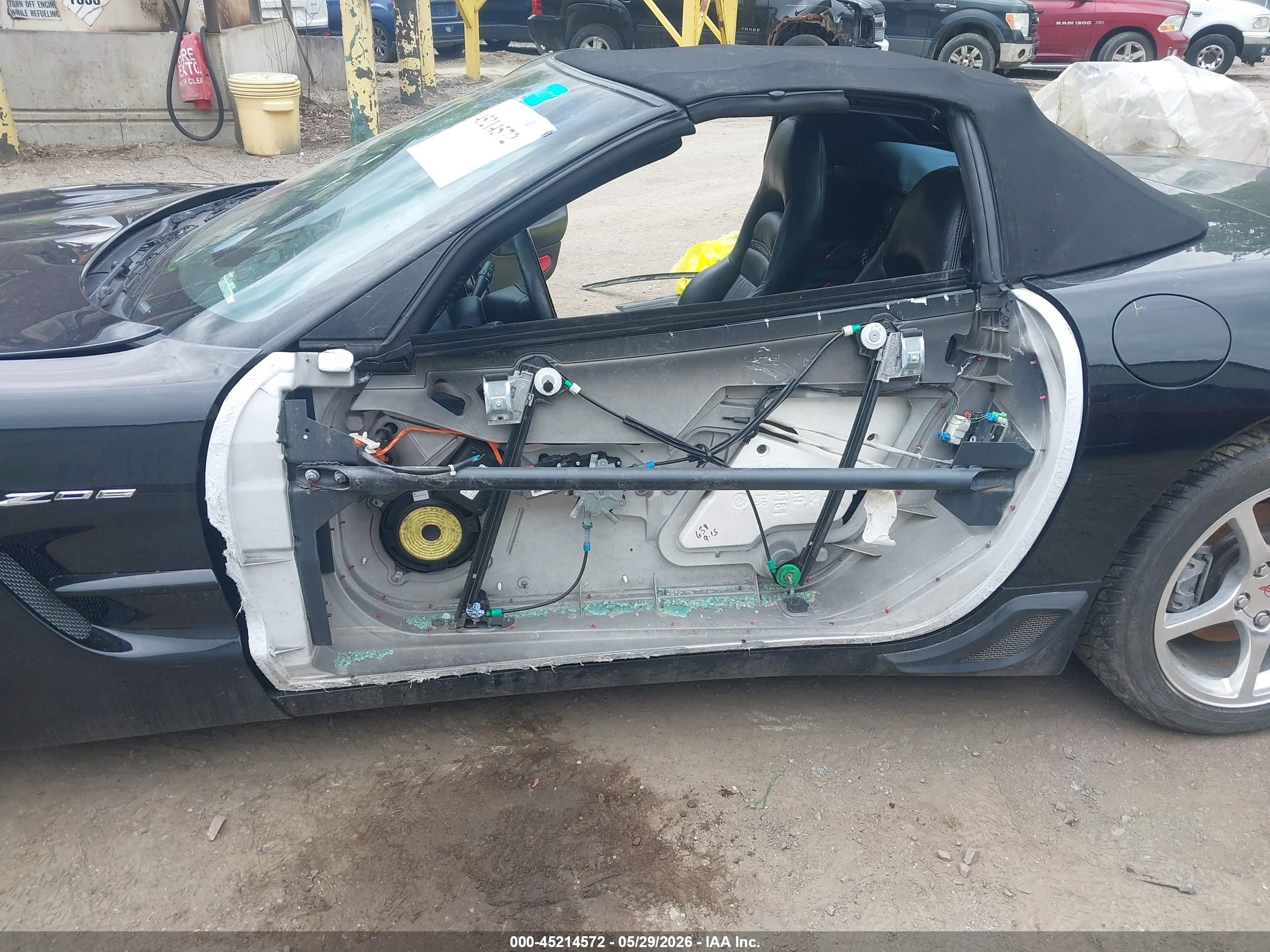 2000 Chevrolet Corvette Black vin: 1G1YY32G8Y5106680