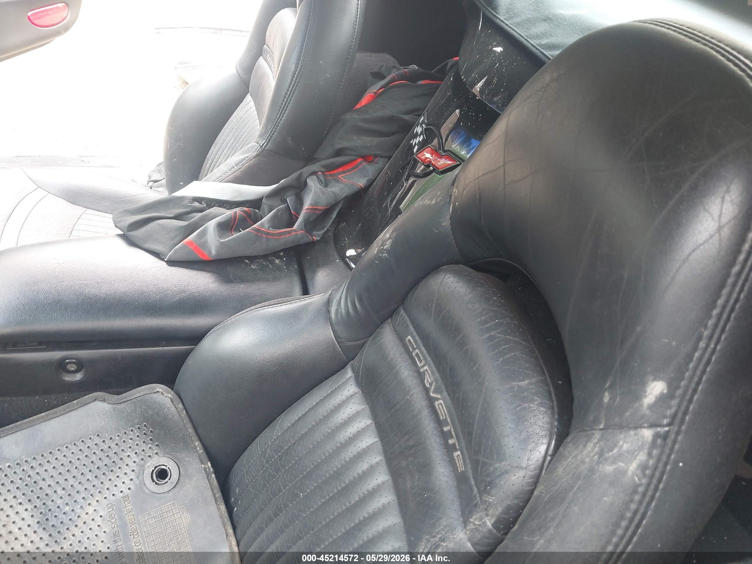 2000 Chevrolet Corvette Black vin: 1G1YY32G8Y5106680