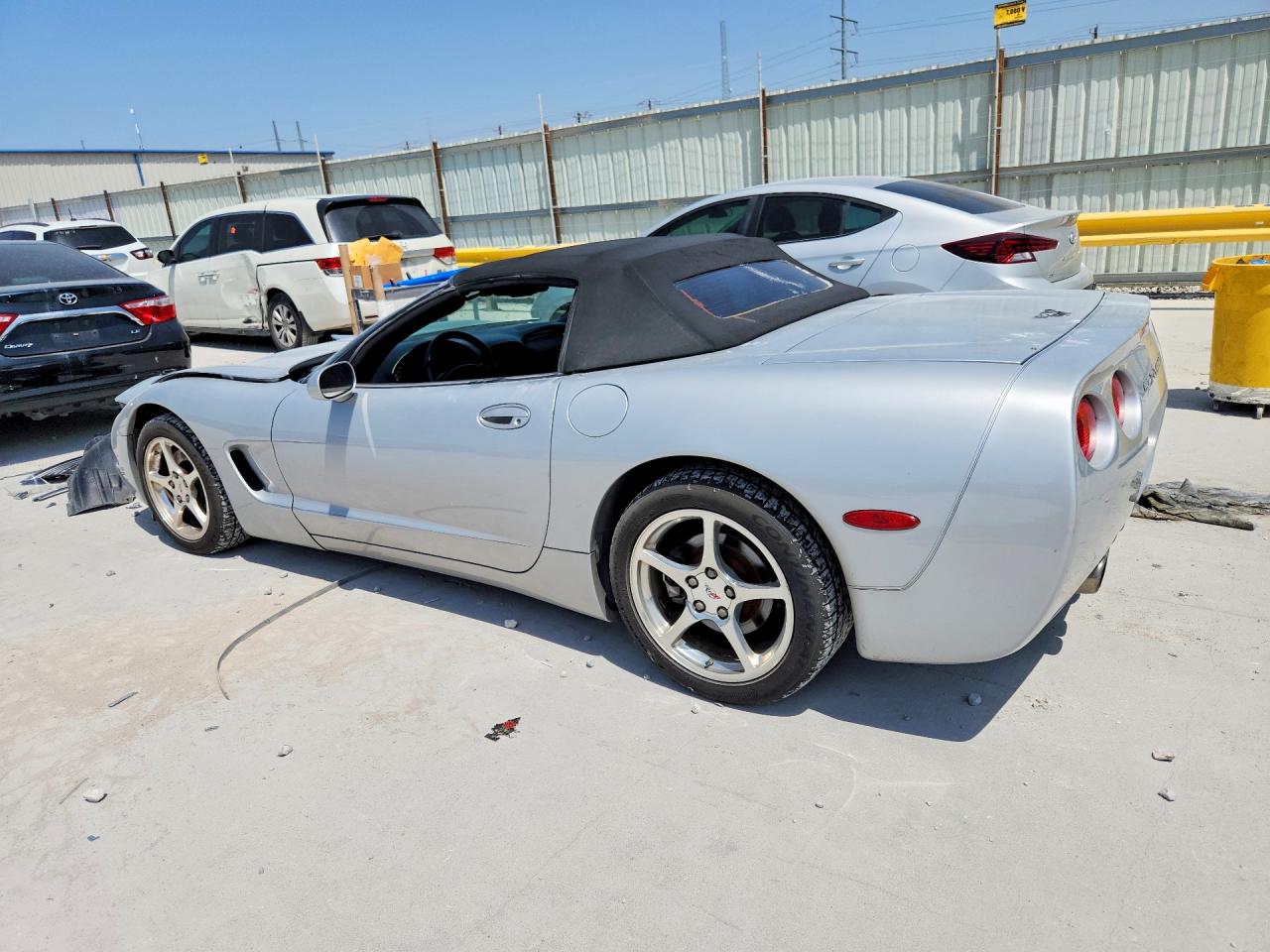 2000 Chevrolet Corvette Серебряный vin: 1G1YY32G8Y5122216