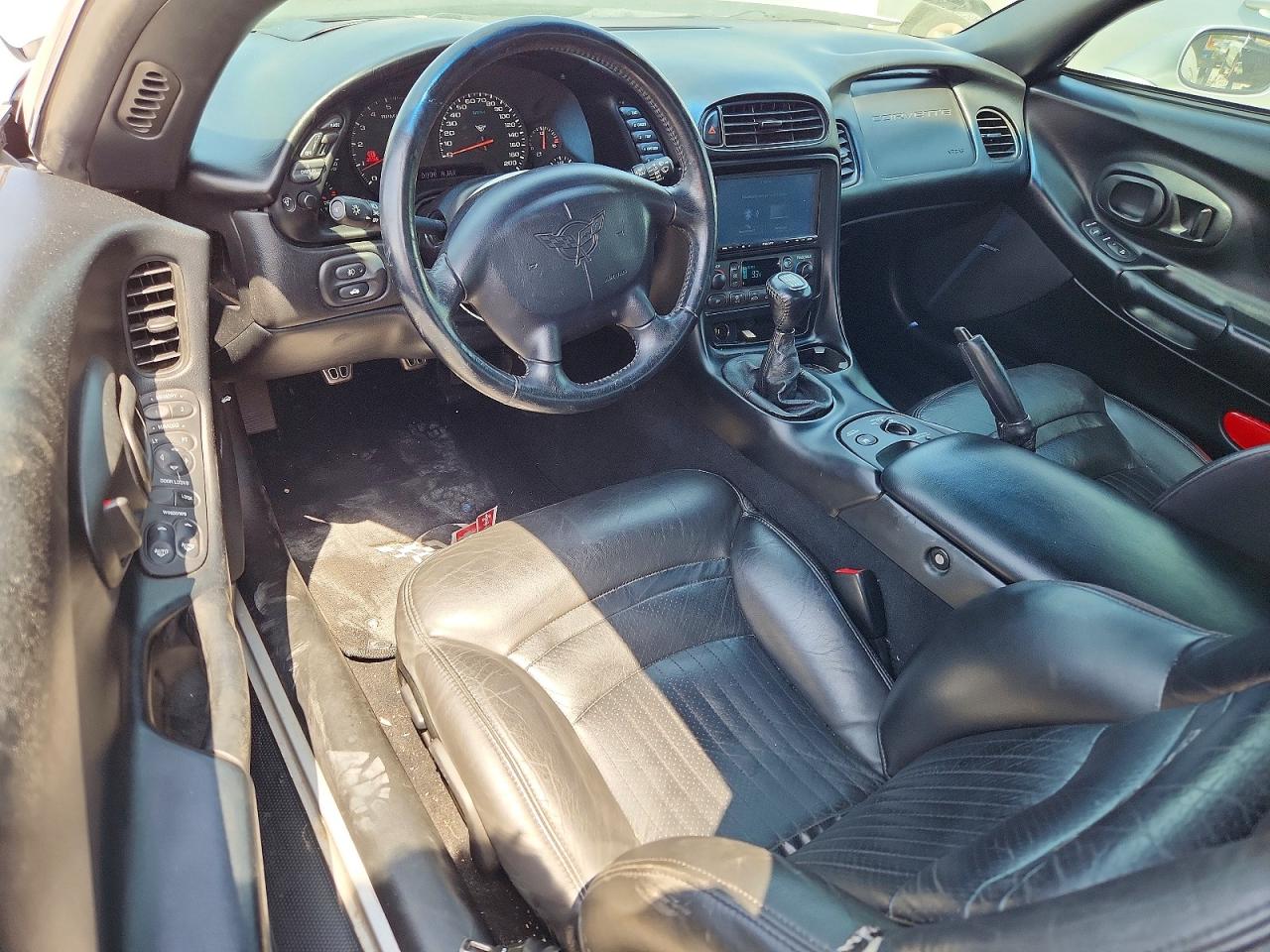 2000 Chevrolet Corvette Серебряный vin: 1G1YY32G8Y5122216