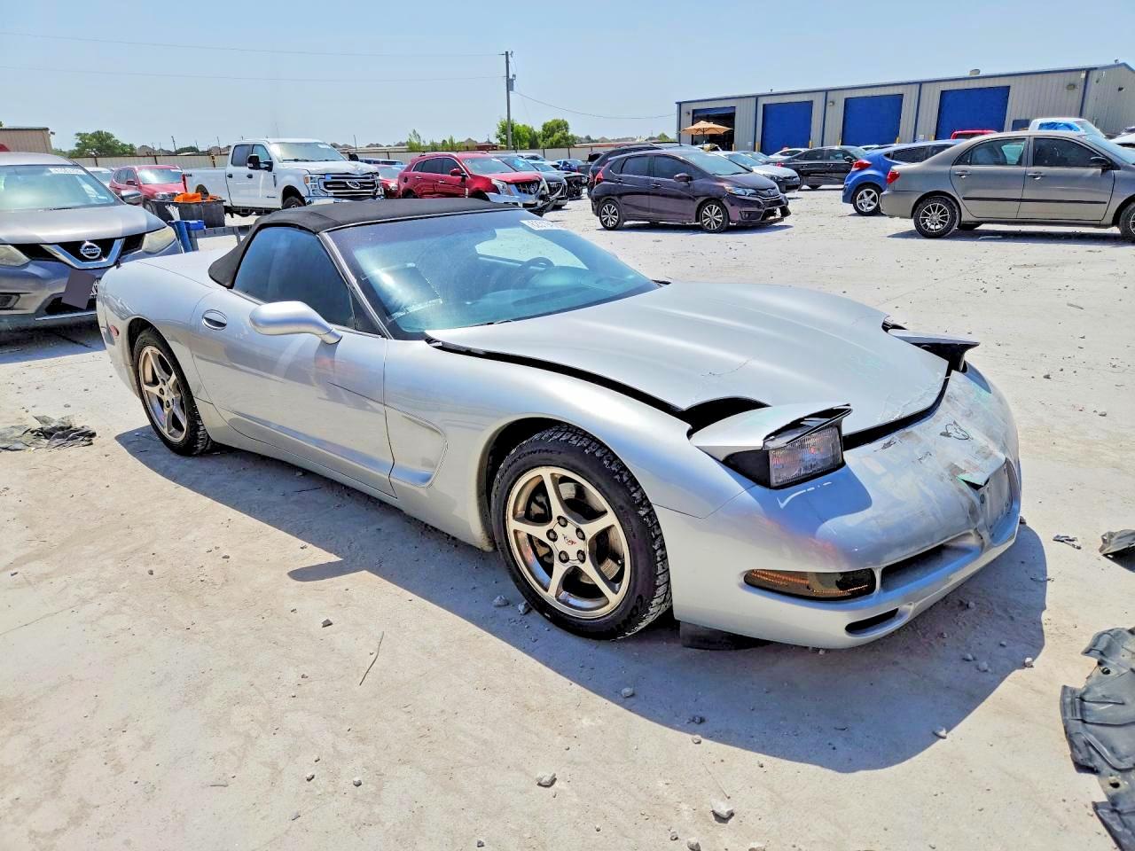 2000 Chevrolet Corvette Серебряный vin: 1G1YY32G8Y5122216