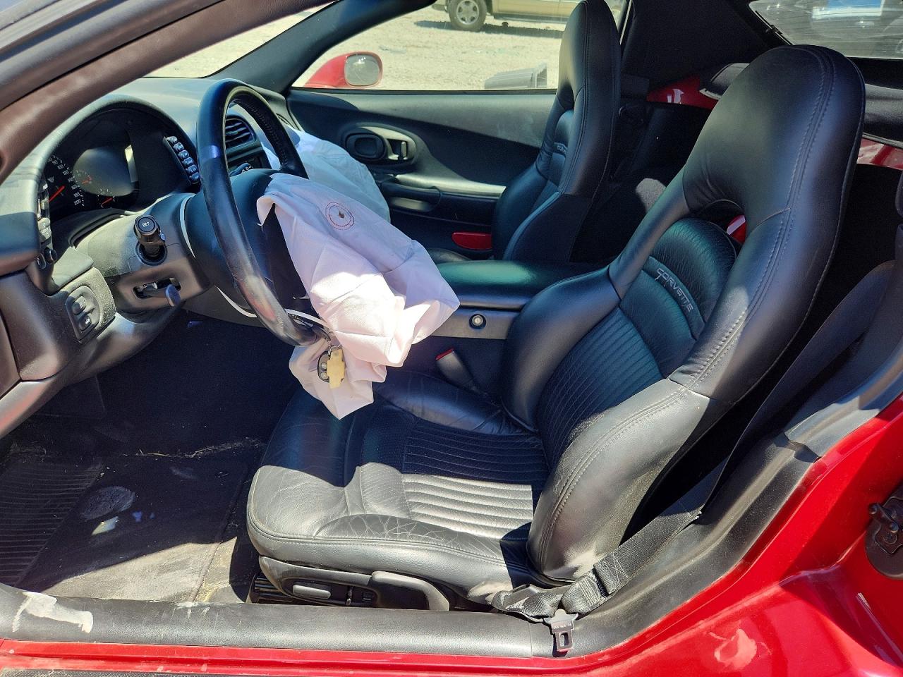2002 Chevrolet Corvette Red vin: 1G1YY32G925125052