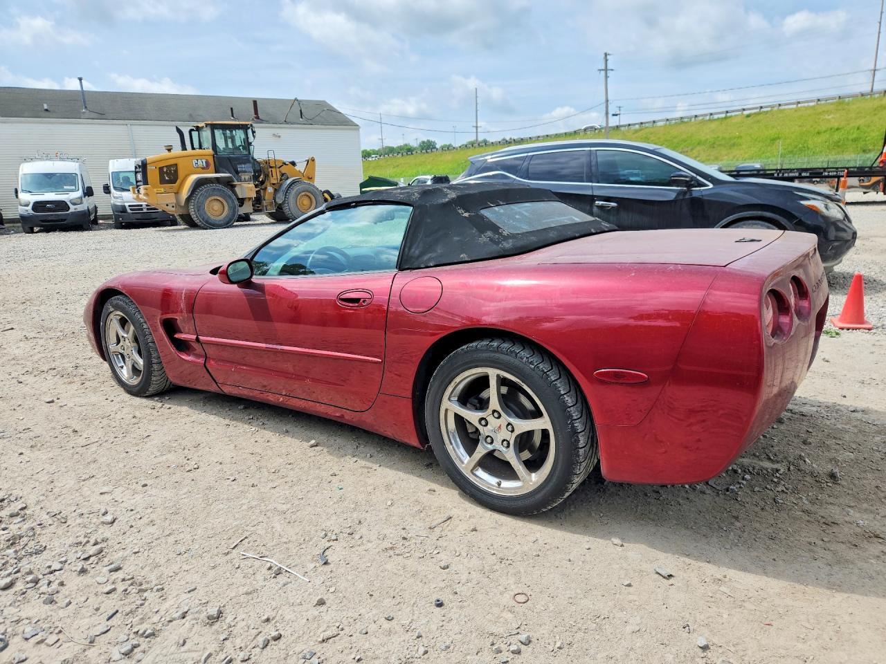 2004 Chevrolet Corvette Red vin: 1G1YY32GX45110191