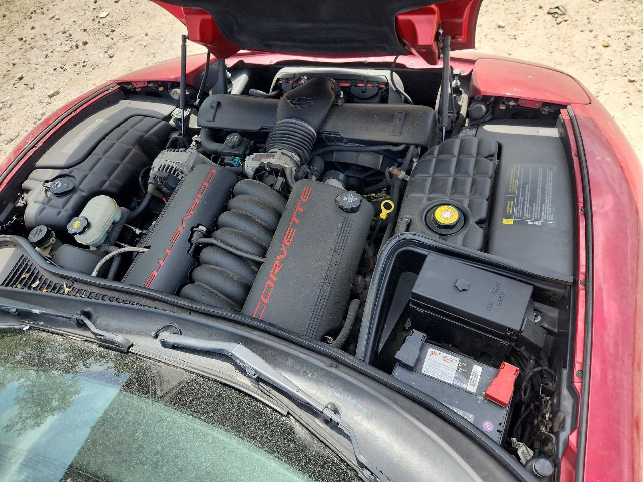 2004 Chevrolet Corvette Red vin: 1G1YY32GX45110191