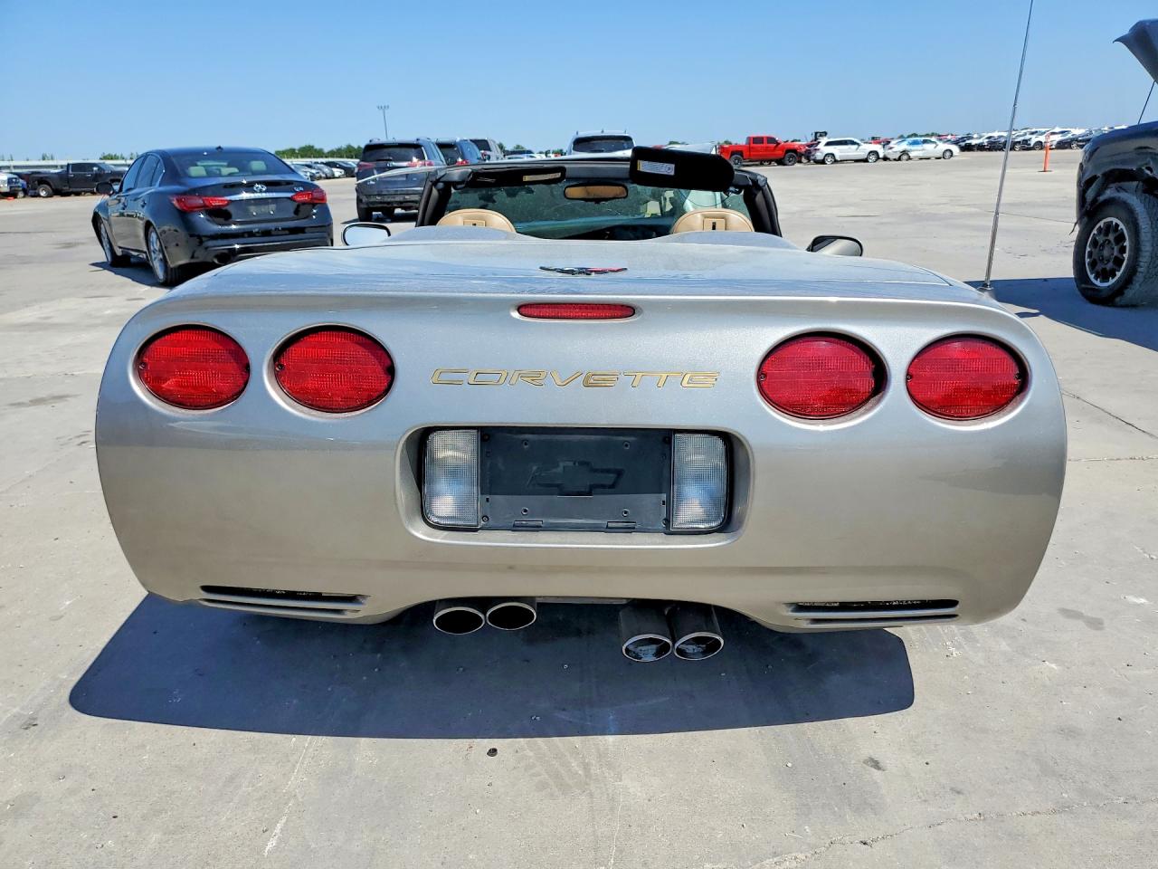 1998 Chevrolet Corvette Silver vin: 1G1YY32GXW5124837