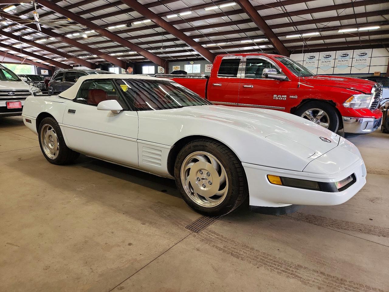 1994 Chevrolet Corvette Белый vin: 1G1YY32P7R5106378