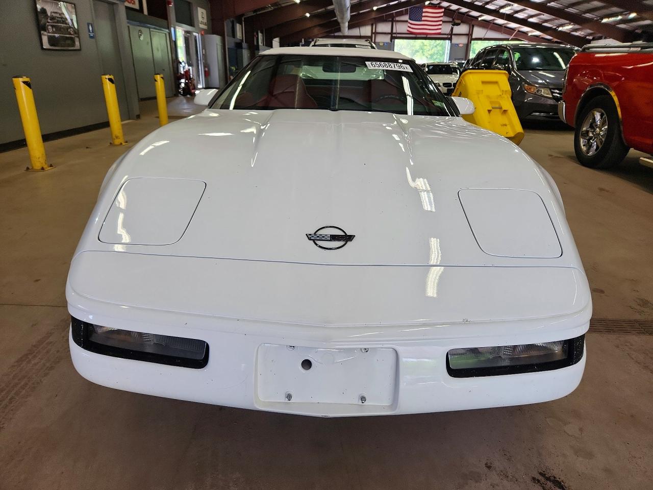 1994 Chevrolet Corvette Белый vin: 1G1YY32P7R5106378