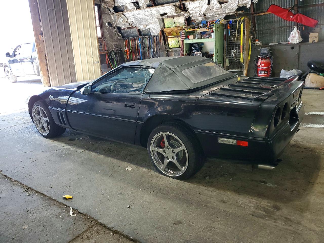 1990 Chevrolet Corvette Black vin: 1G1YY3384L5117661