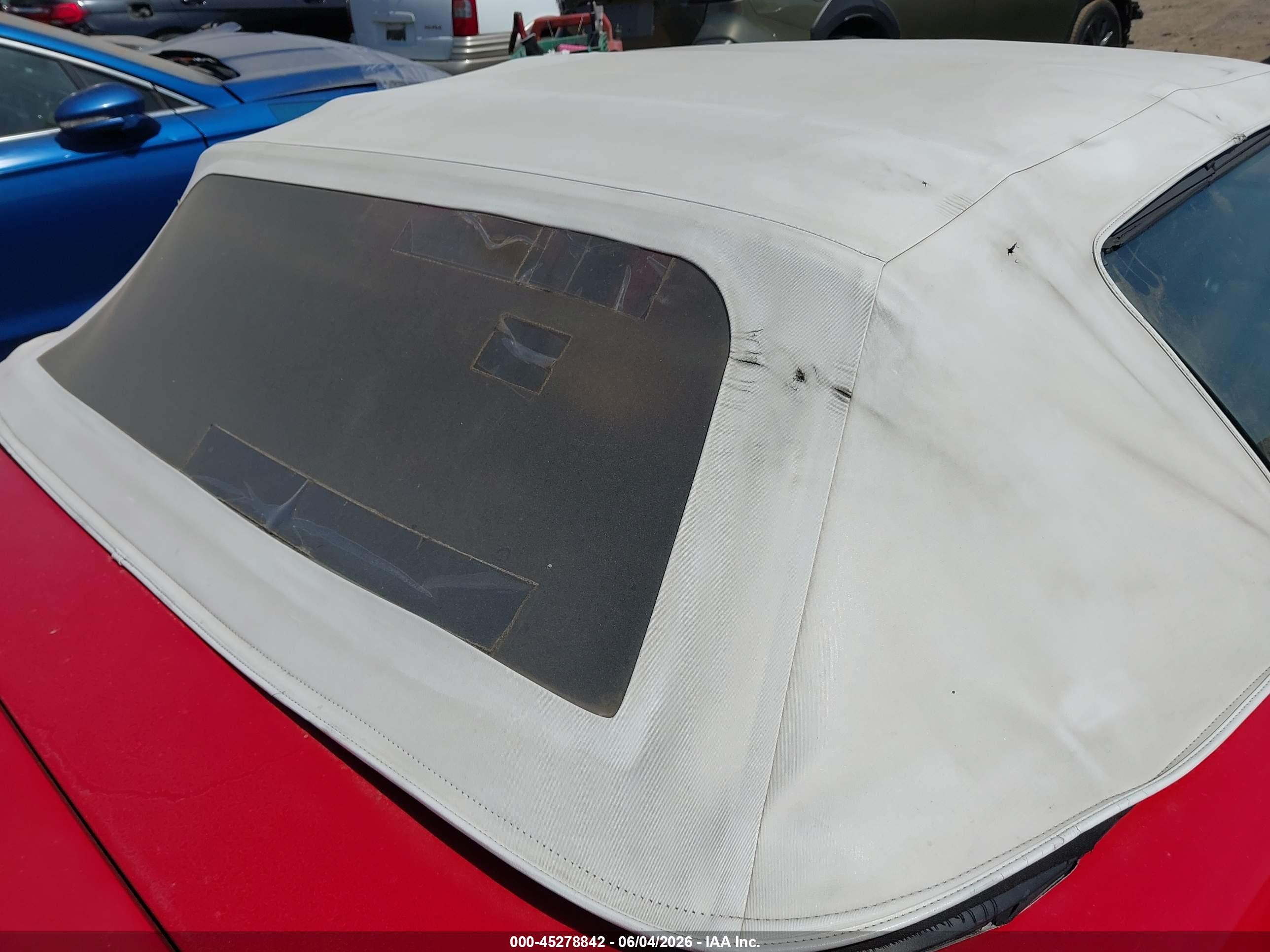1991 Chevrolet Corvette   Красный vin: 1G1YY3385M5110705