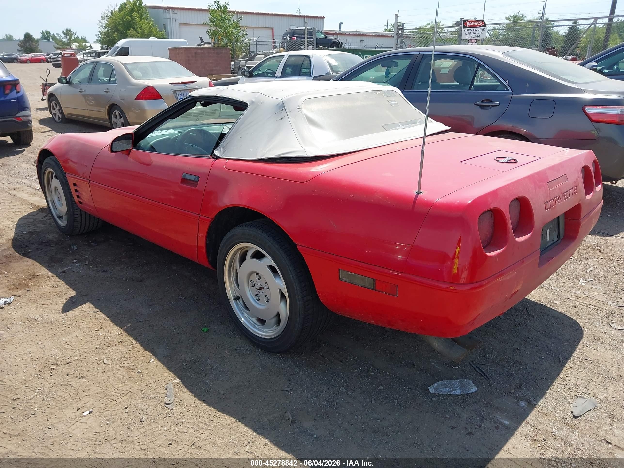 1991 Chevrolet Corvette   Красный vin: 1G1YY3385M5110705