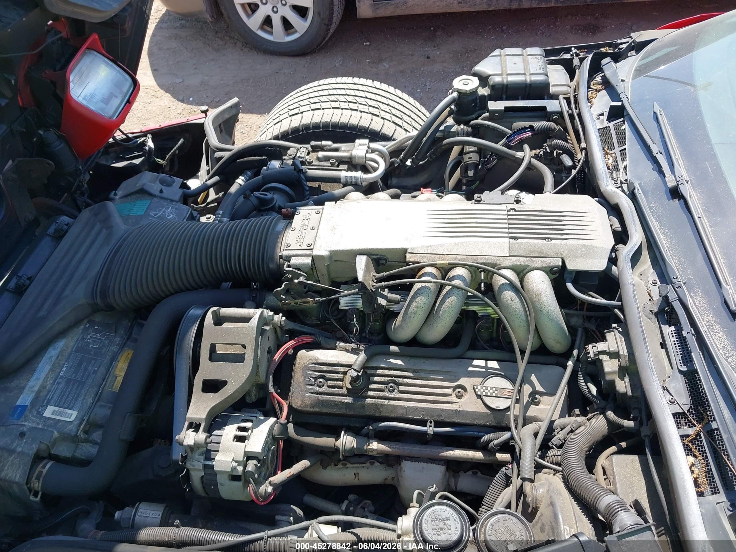 1991 Chevrolet Corvette   Красный vin: 1G1YY3385M5110705