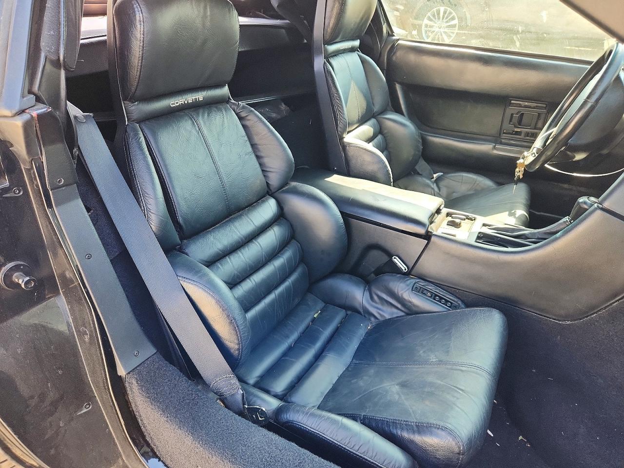 1992 Chevrolet Corvette Black vin: 1G1YY33P2N5112372