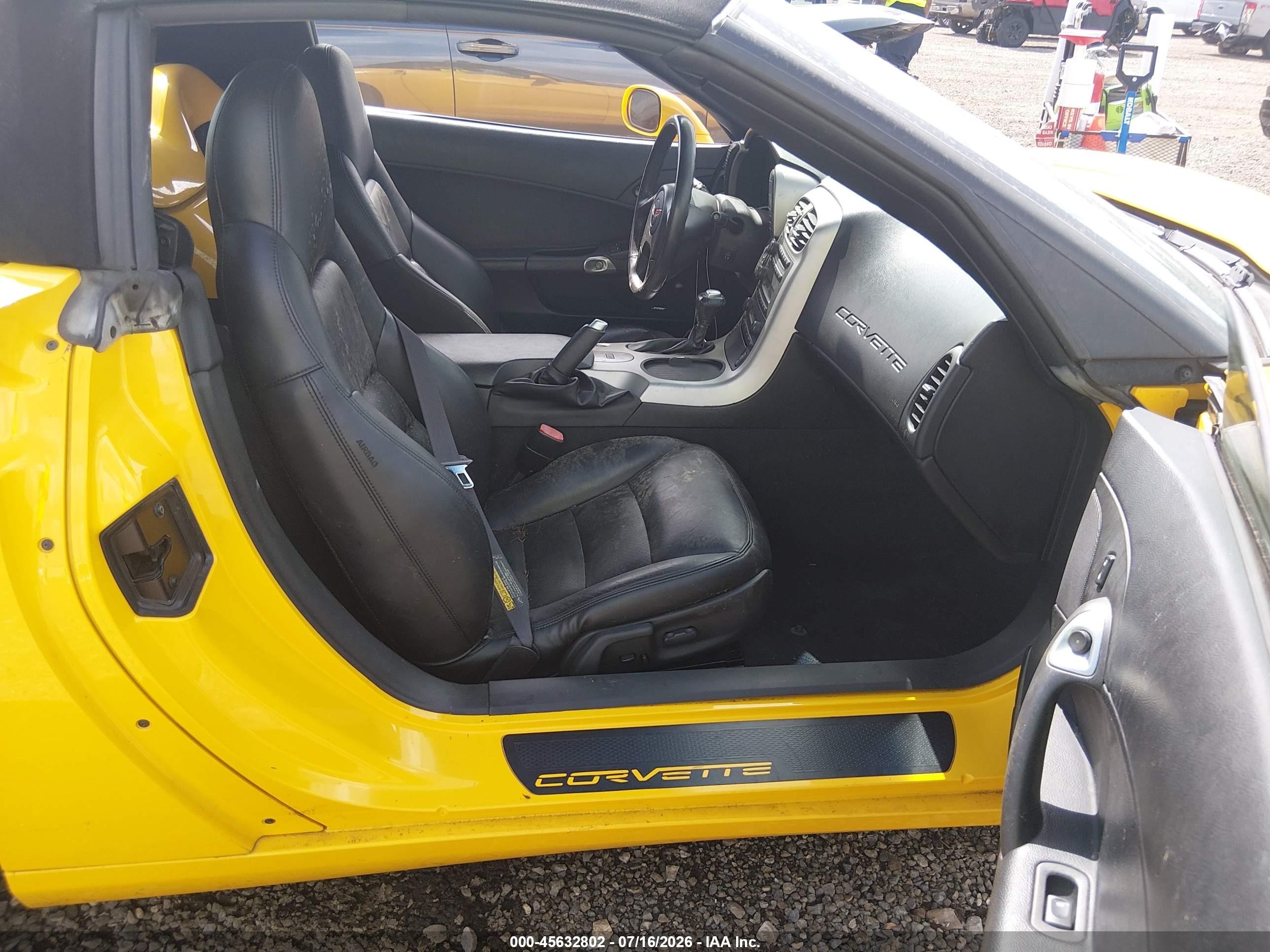 2005 Chevrolet Corvette   Желтый vin: 1G1YY34U255120105
