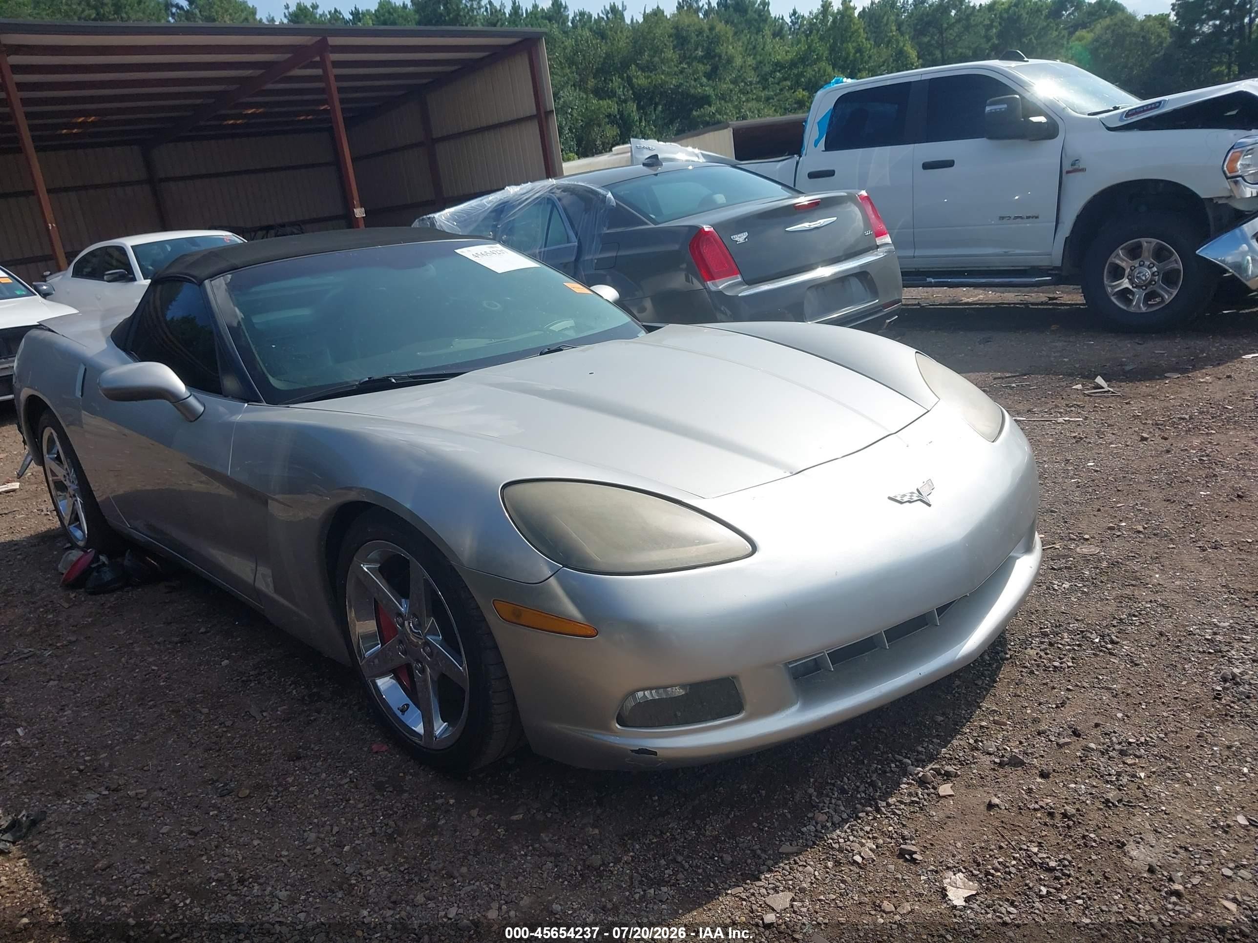 2005 Chevrolet Corvette   Серебряный vin: 1G1YY34U655129941