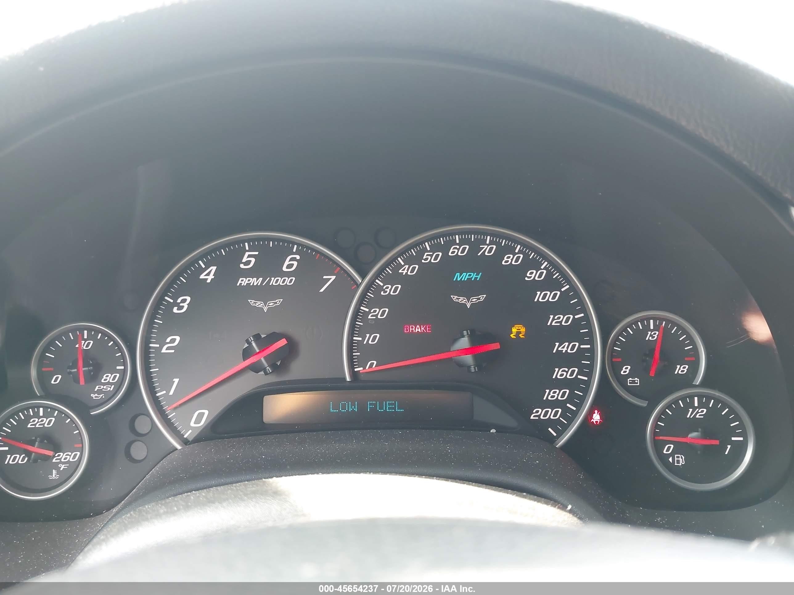 2005 Chevrolet Corvette   Серебряный vin: 1G1YY34U655129941