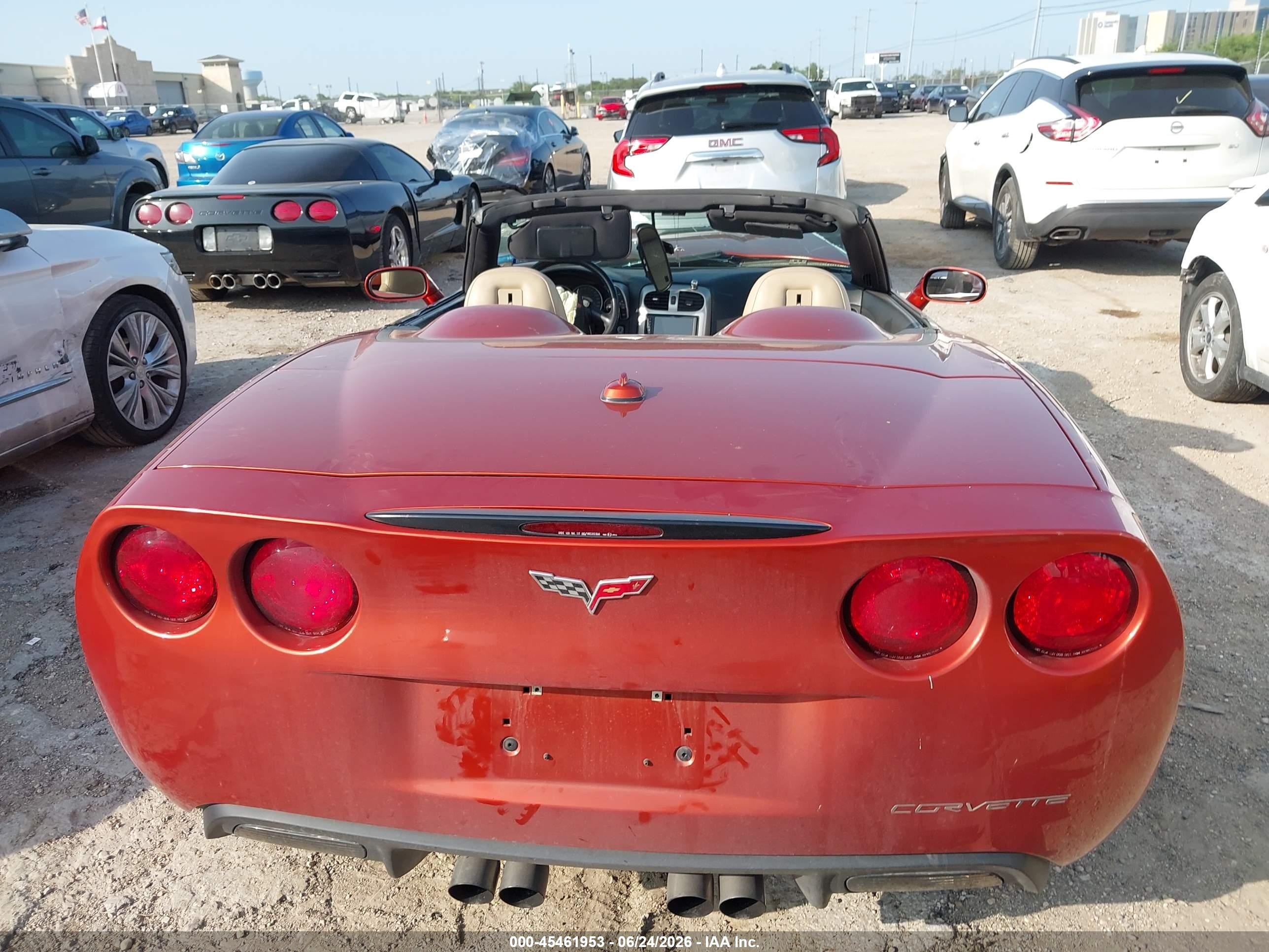 2005 Chevrolet Corvette   Оранжевый vin: 1G1YY34U755115546