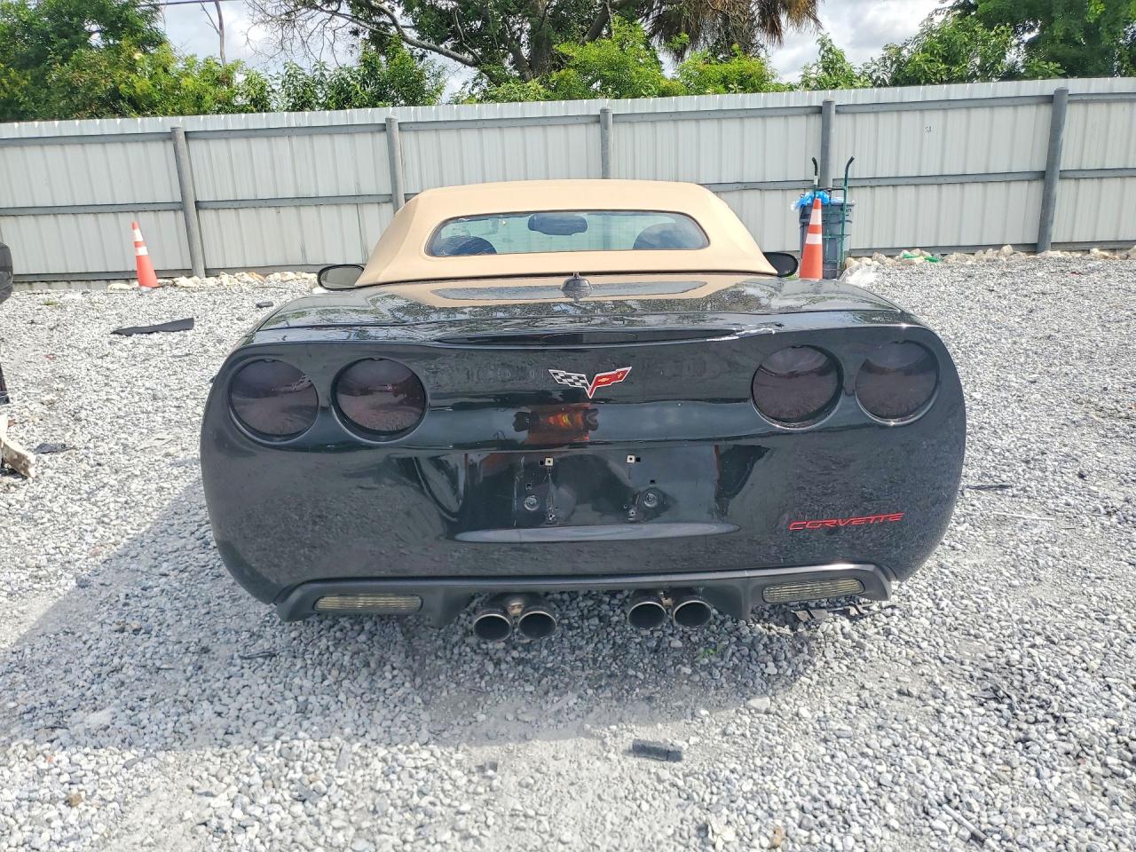 2005 Chevrolet Corvette Black vin: 1G1YY34U755128684