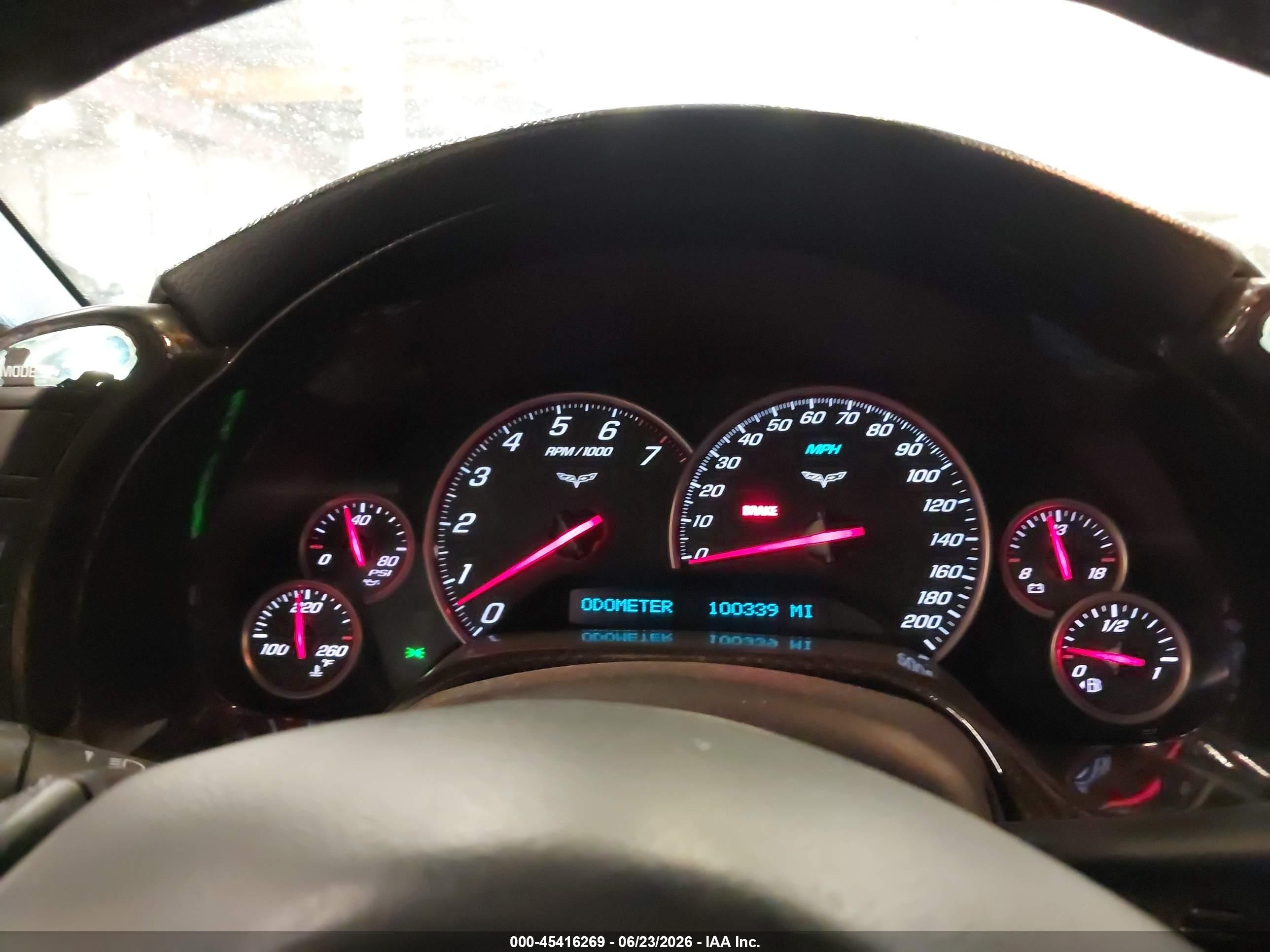 2005 Chevrolet Corvette   Красный vin: 1G1YY34U855128998