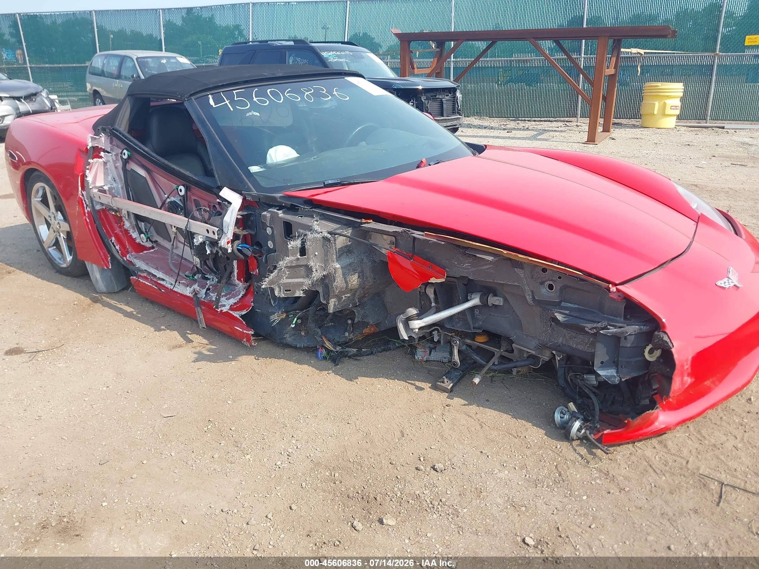 2005 Chevrolet Corvette   Red vin: 1G1YY34UX55122037