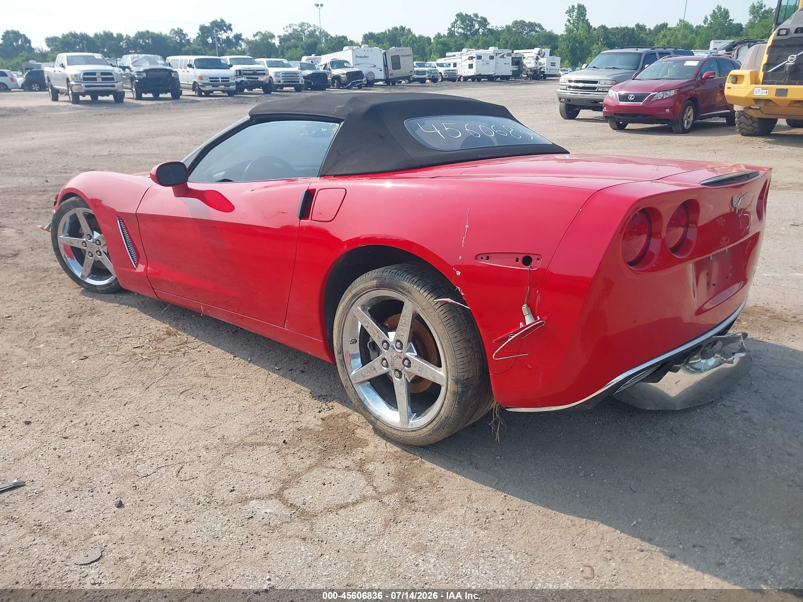 2005 Chevrolet Corvette   Red vin: 1G1YY34UX55122037