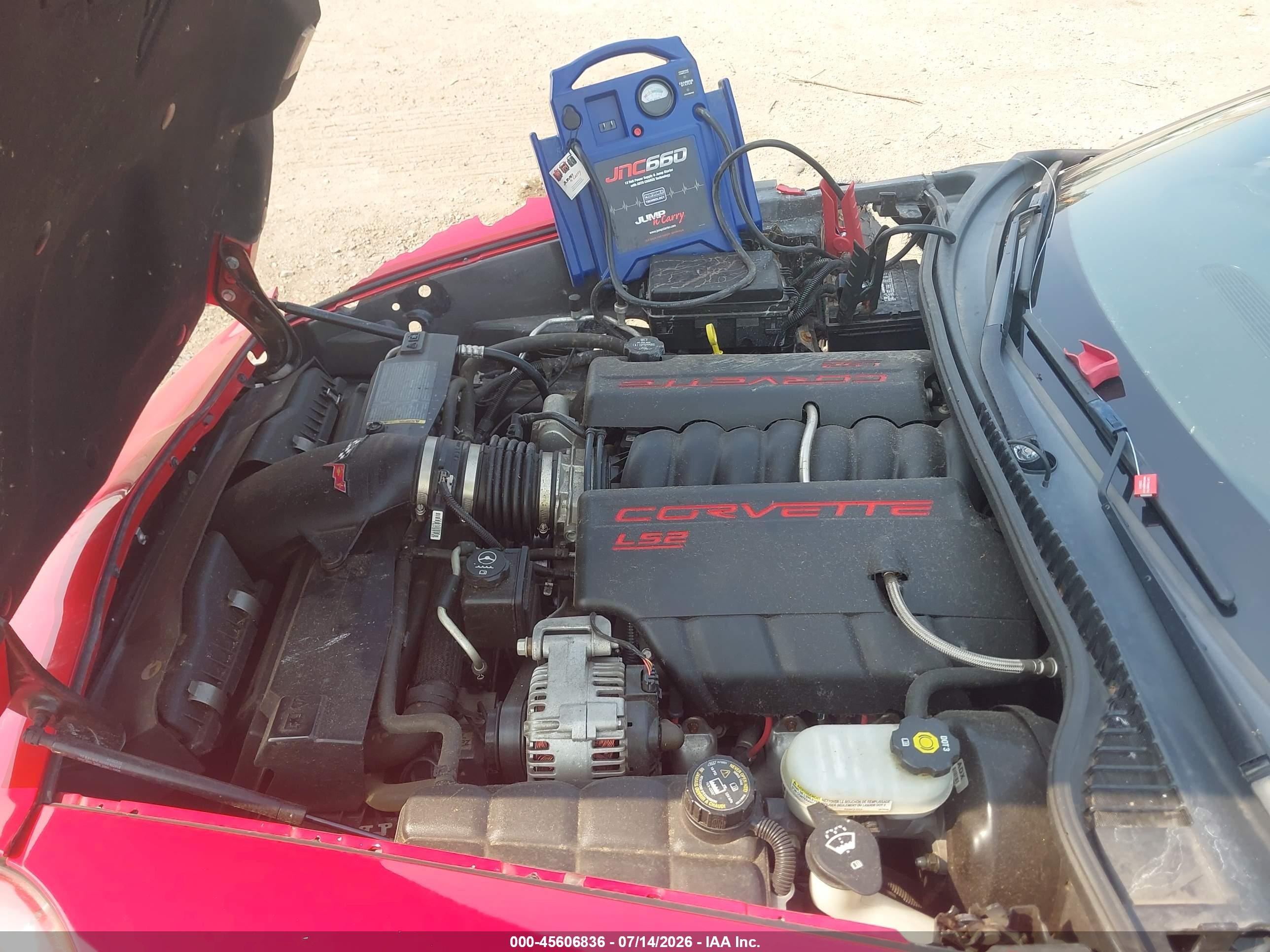 2005 Chevrolet Corvette   Red vin: 1G1YY34UX55122037