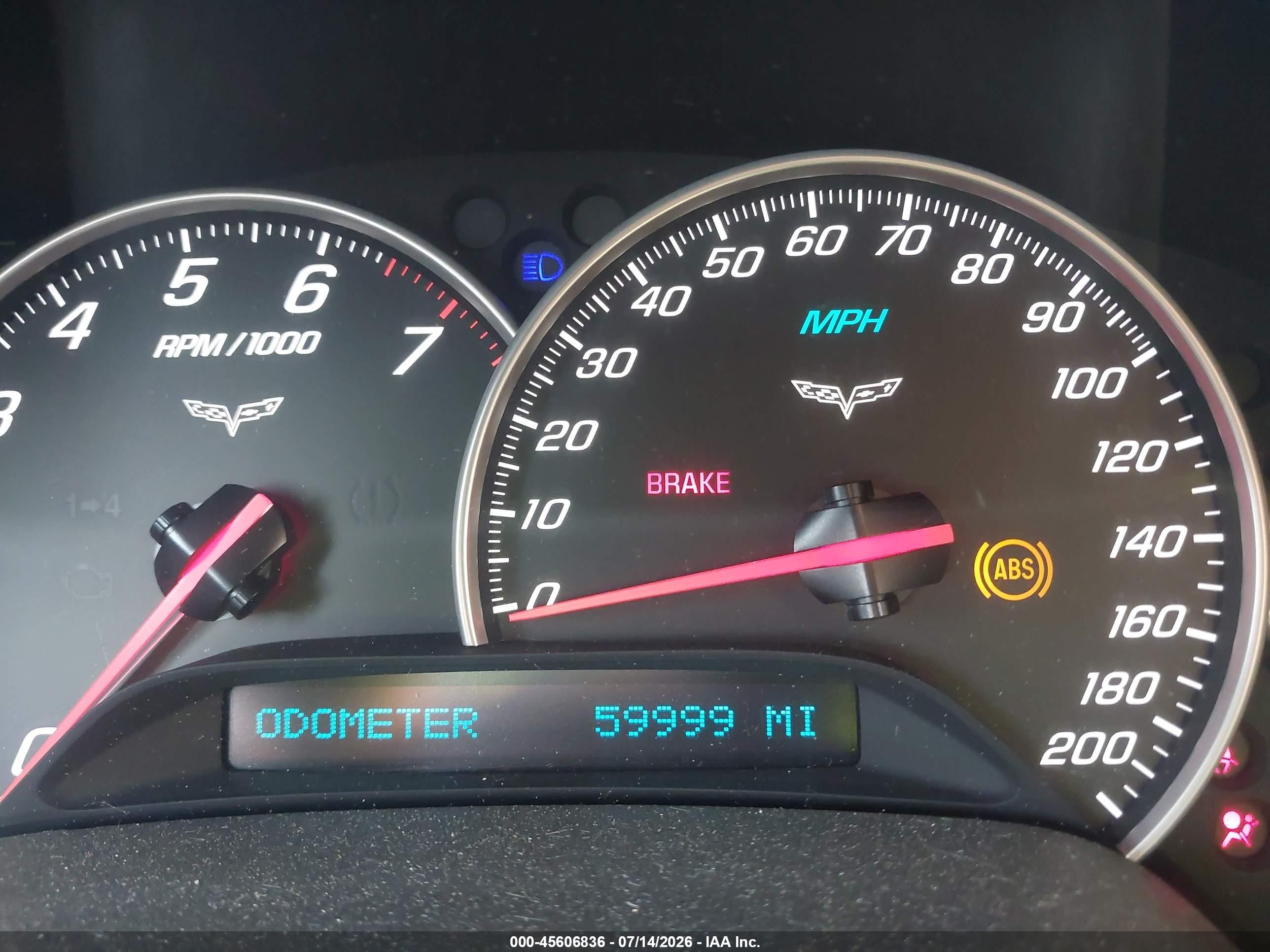 2005 Chevrolet Corvette   Red vin: 1G1YY34UX55122037