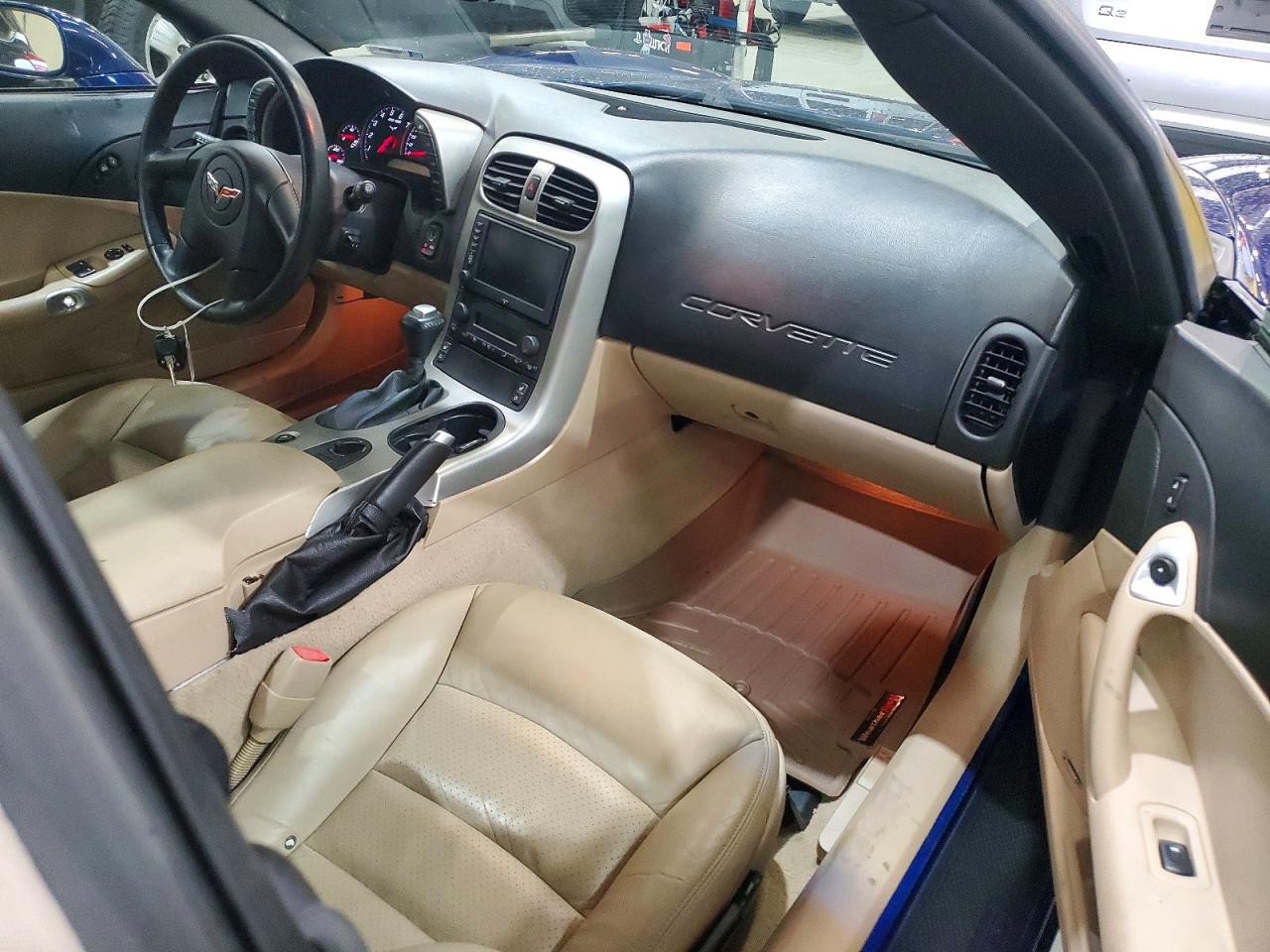 2005 Chevrolet Corvette Blue vin: 1G1YY34UX55130946
