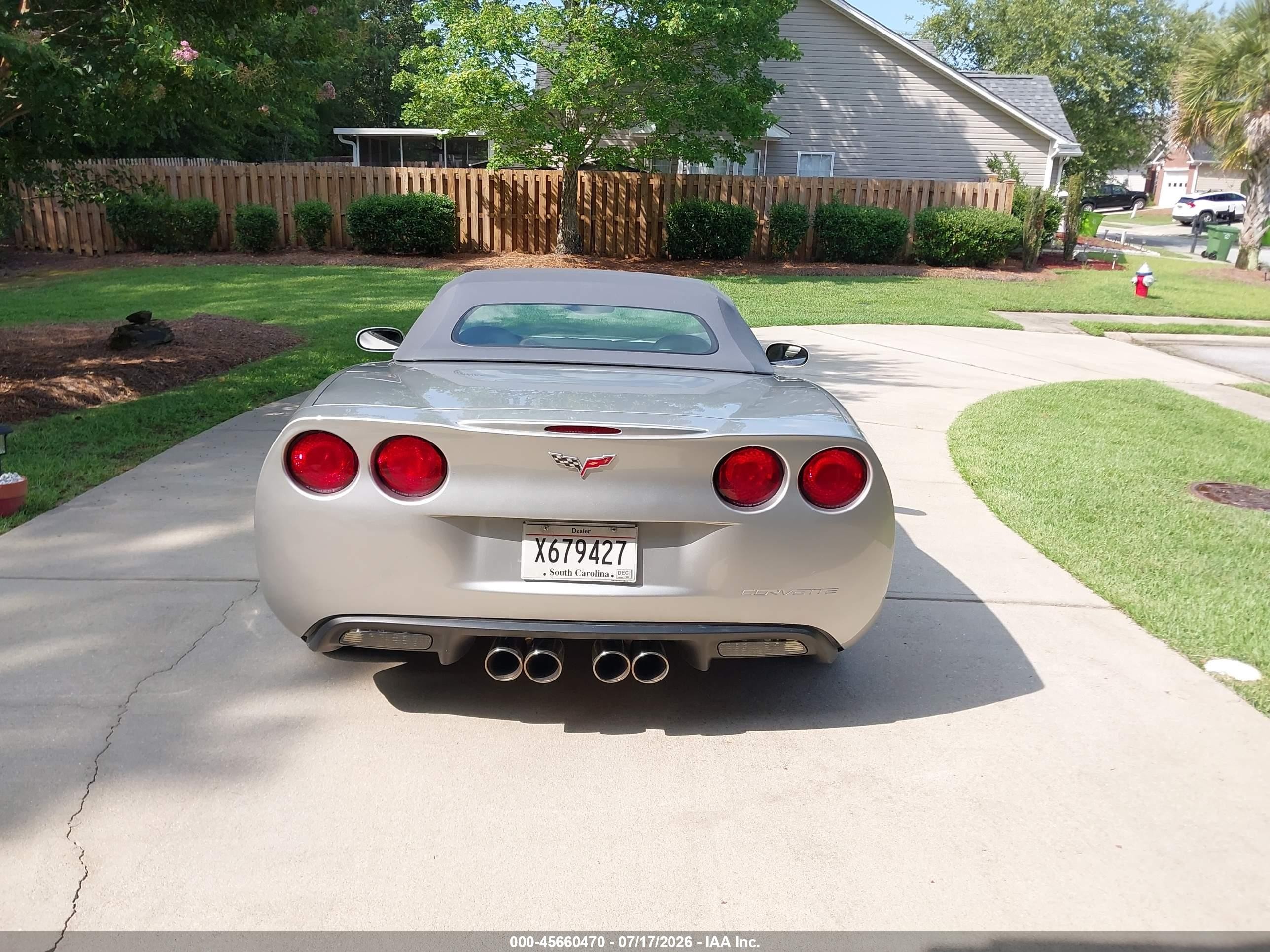2006 Chevrolet Corvette Silver vin: 1G1YY36U065108288