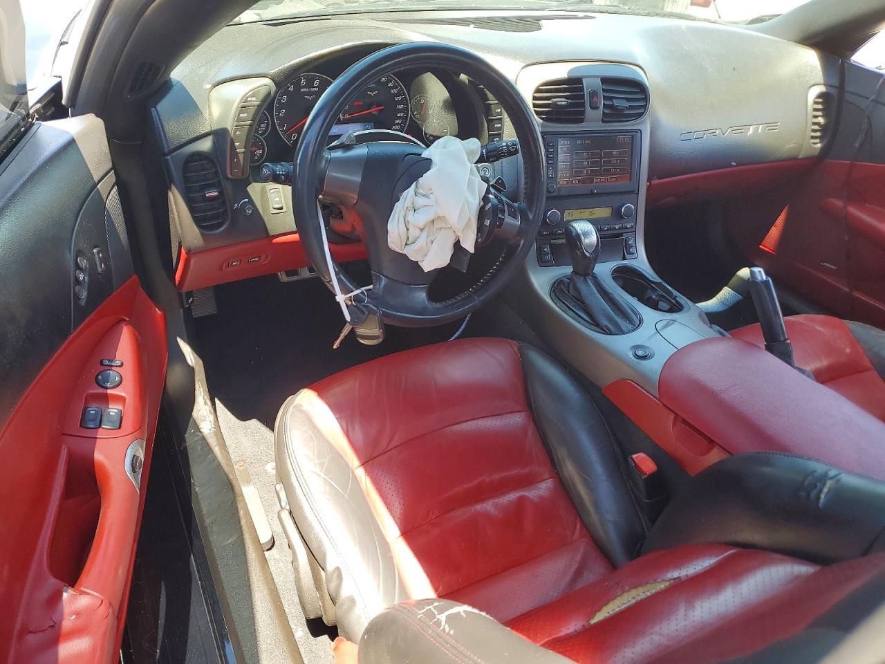 2007 Chevrolet Corvette Черный vin: 1G1YY36U275122842