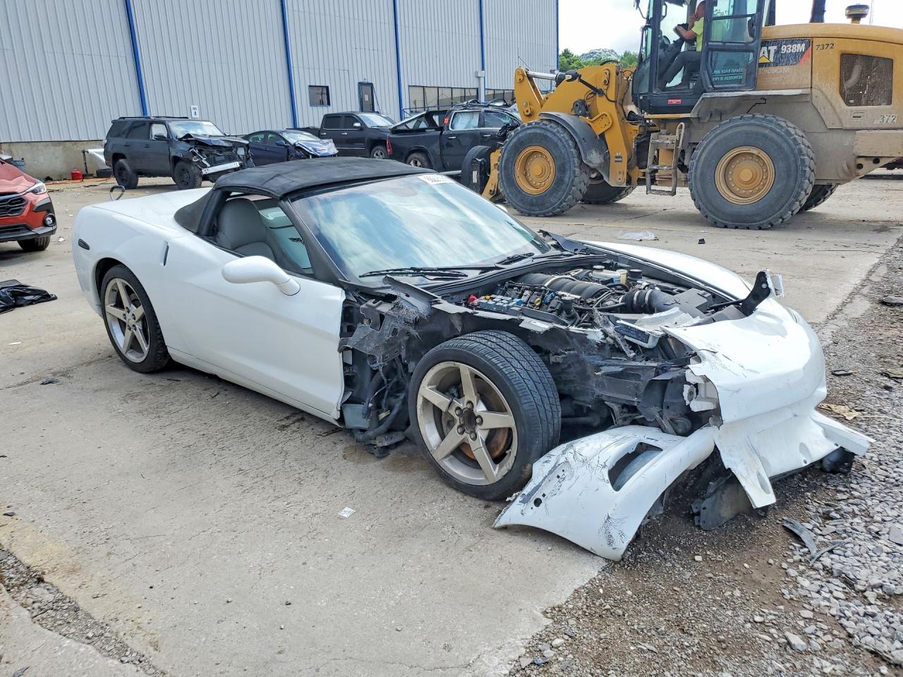 2006 Chevrolet Corvette White vin: 1G1YY36U465131010
